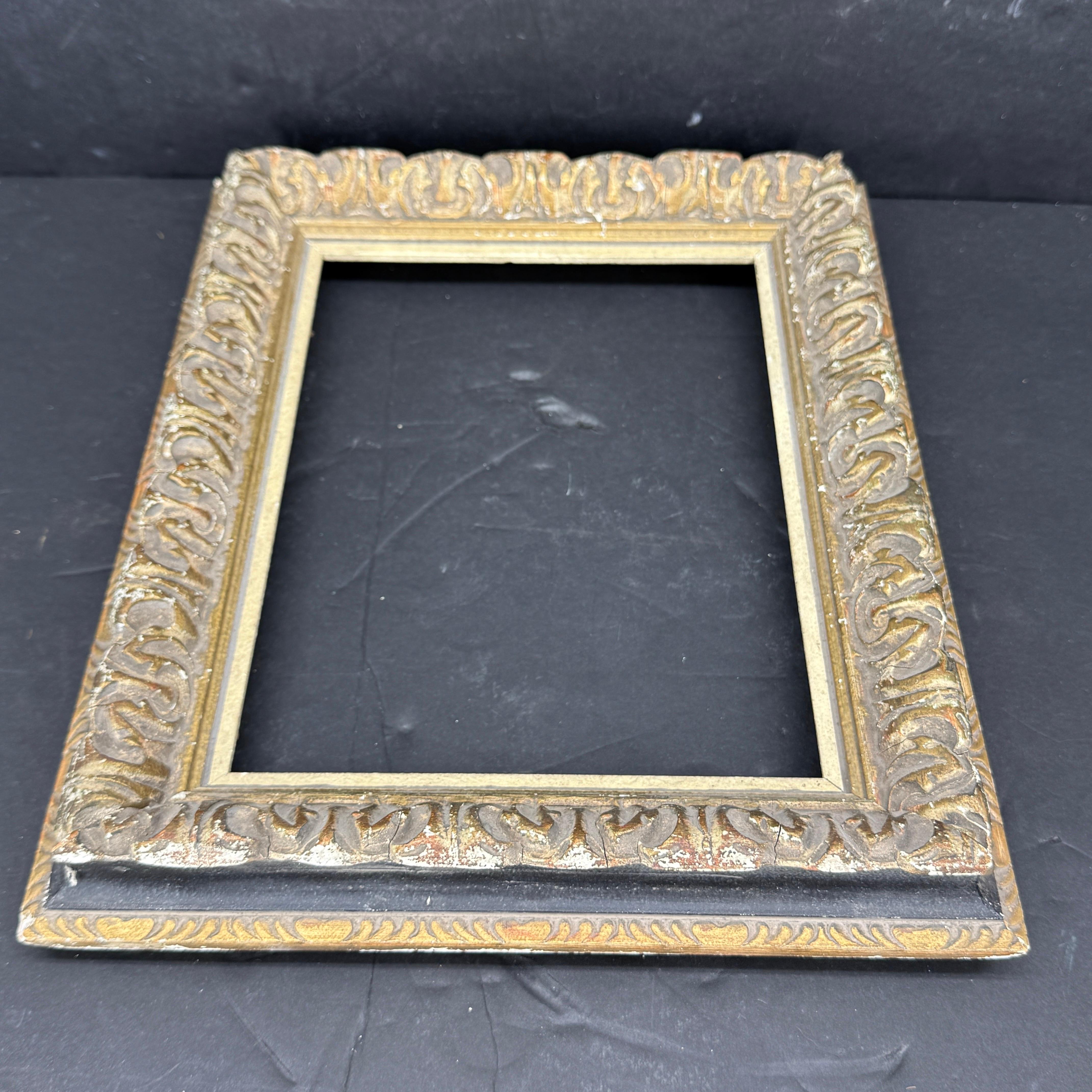 Vintage European Rectangular Wood Painted Gilt Art Frame (Französisch) im Angebot