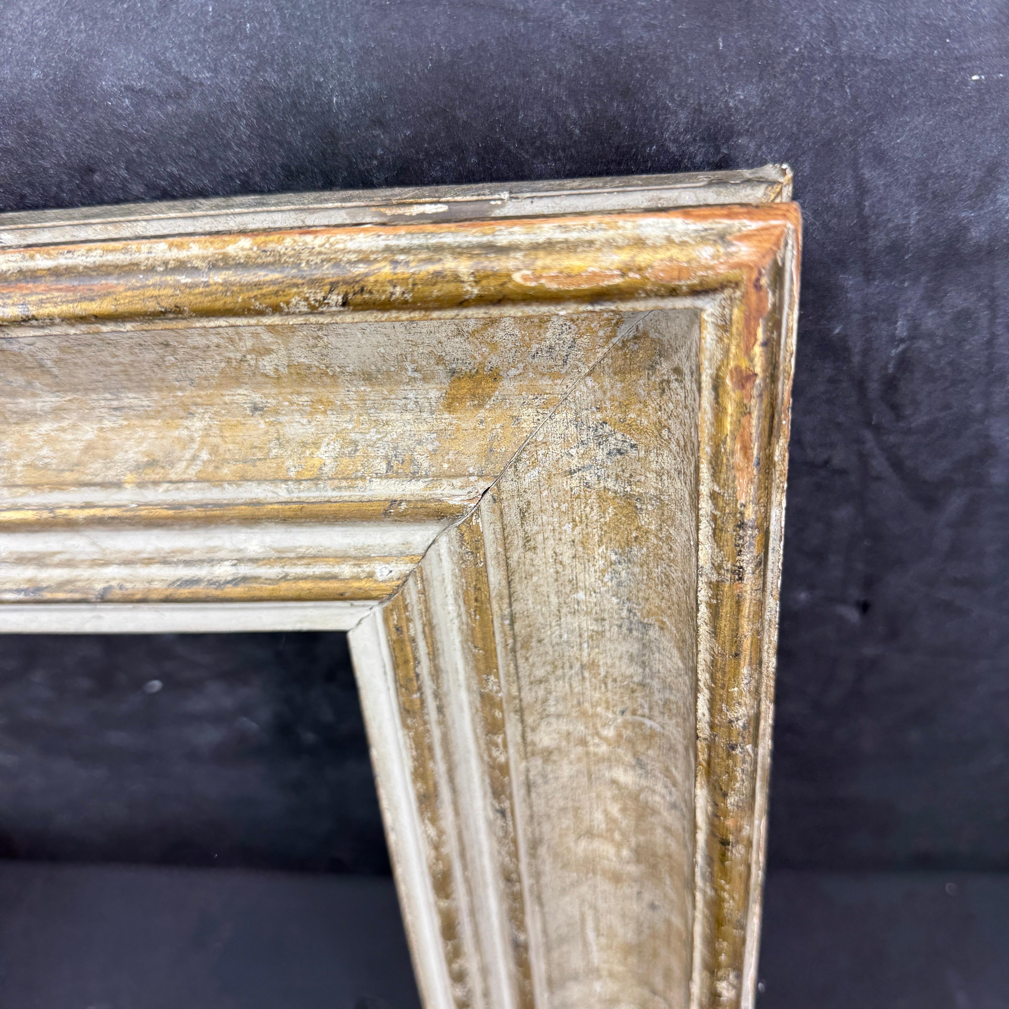 Cadre d'art rectangulaire européen peint et doré Bon état - En vente à Haddonfield, NJ