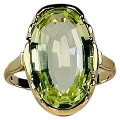 Vintage European gold ring 14 carat with green spinel of 5.5 carat