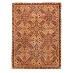 Europäischer Vintage-Teppich in Orange mit floralen Mustern, von Rug & Kilim