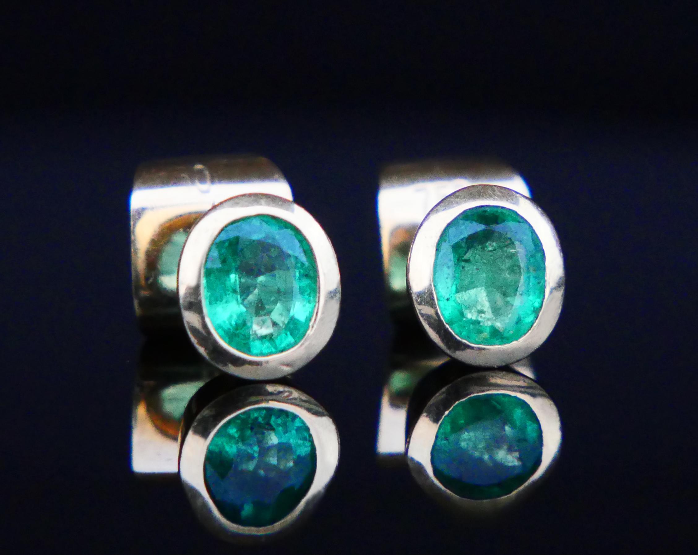 Retro Vintage European stud Earrings 1.5ctw Emeralds solid 18K Gold / 3.65 gr