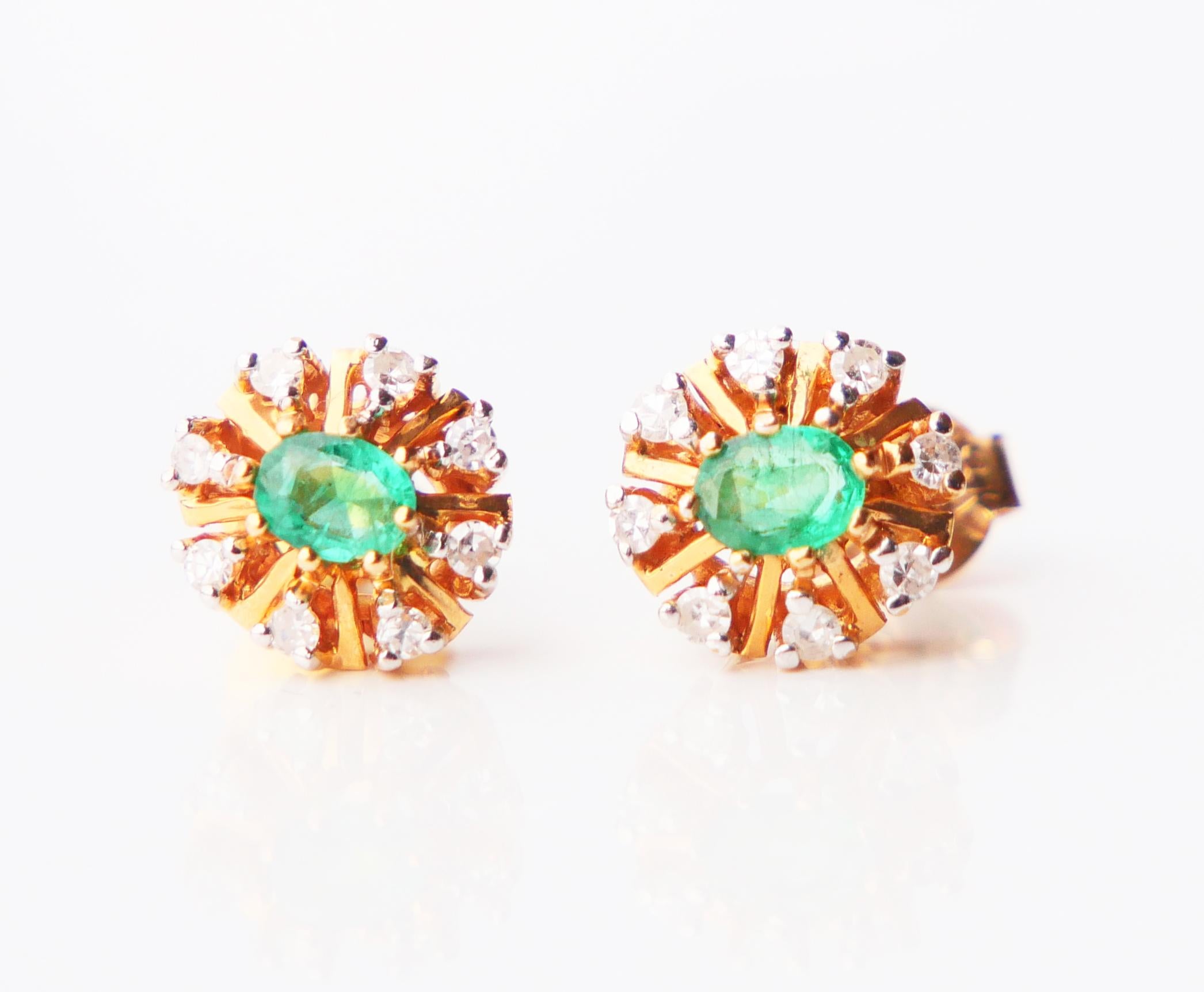 Vintage European stud Halo Earrings Emeralds Diamonds solid 18K Gold / 2.2 gr For Sale 1