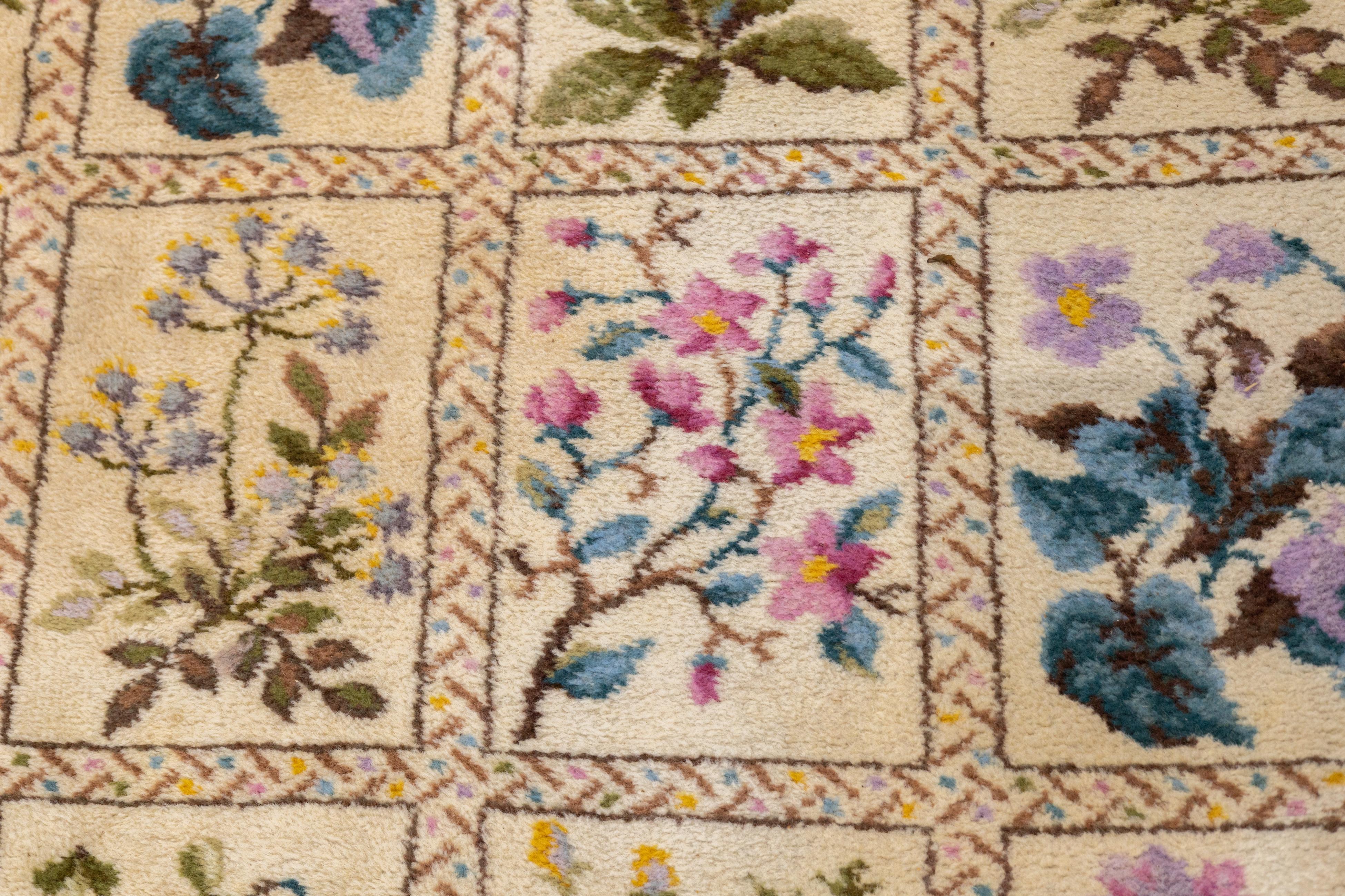 XX secolo Tappeto vintage in lana europea 5'0