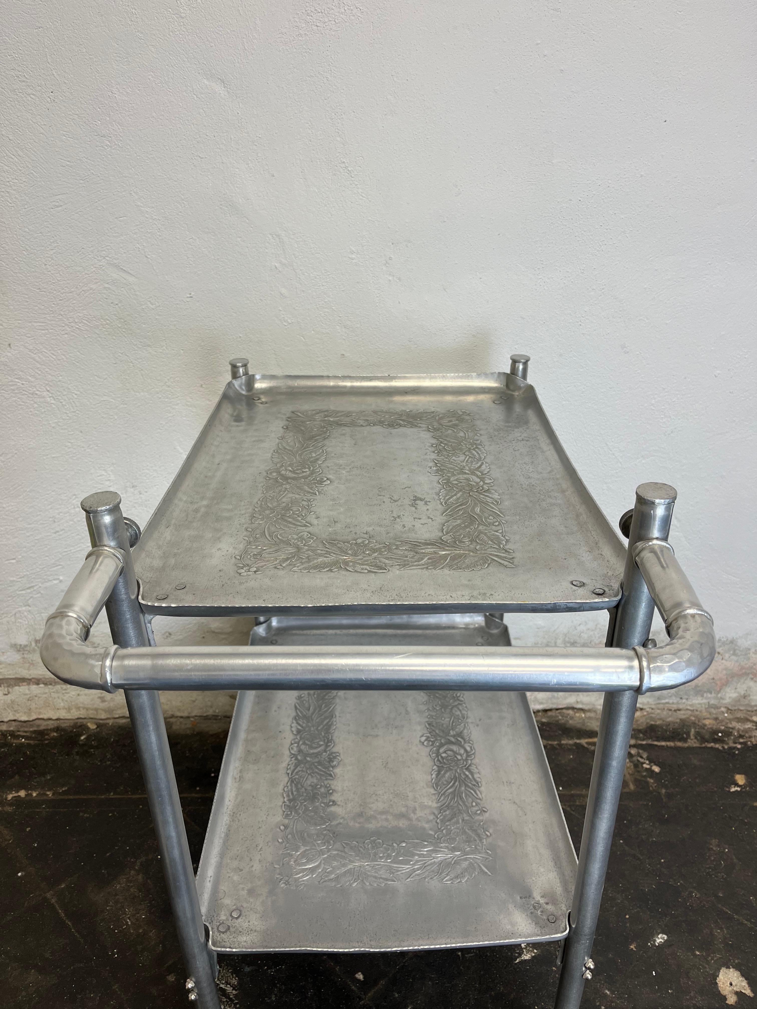 Américain Chariot de service vintage en aluminium Hammer Everlast en vente