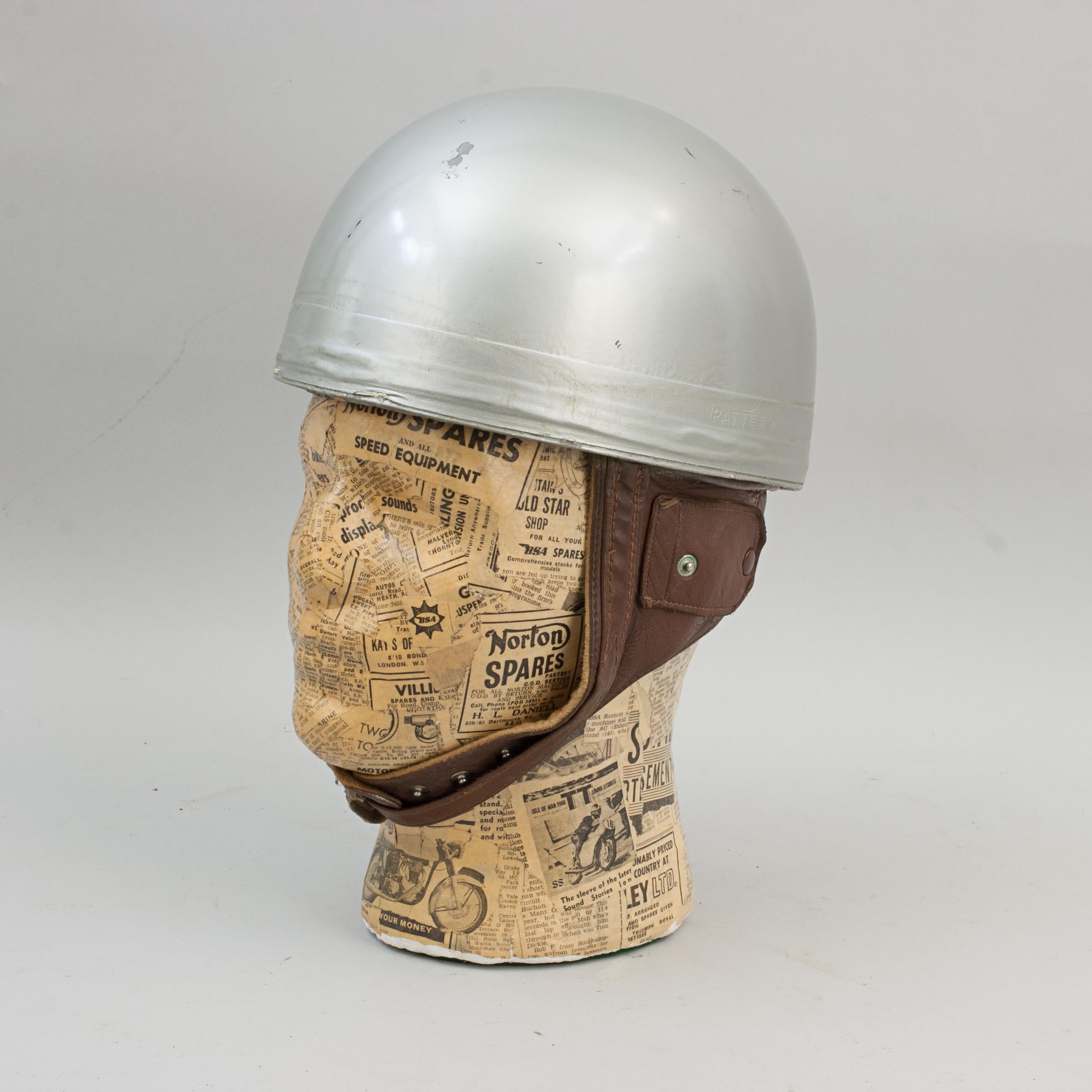 Vintage Everoak Motorcycle Helmet 3