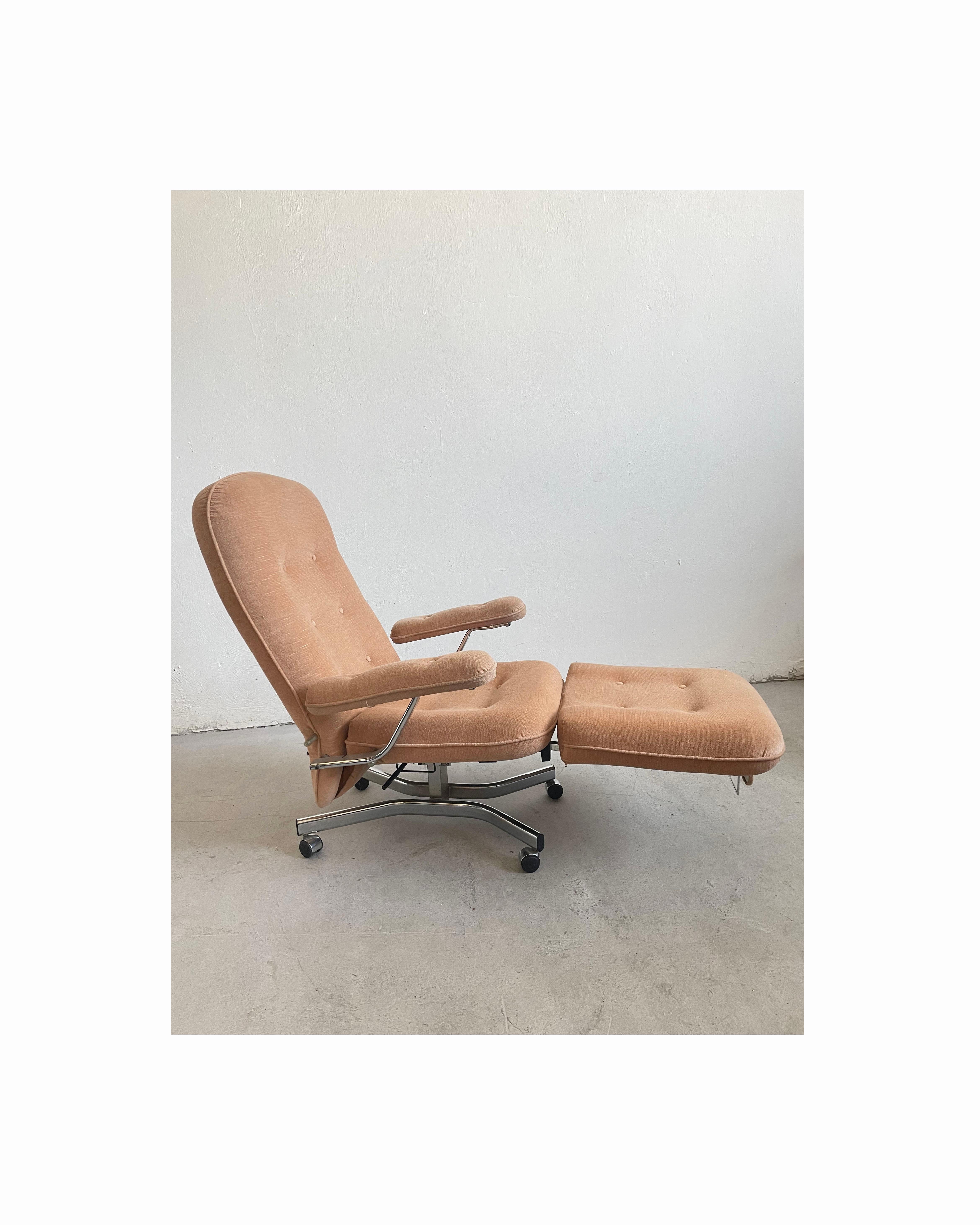 Vintage Everstyl Armchair Convertible and Multi-functional Recliner France 1970s For Sale 1