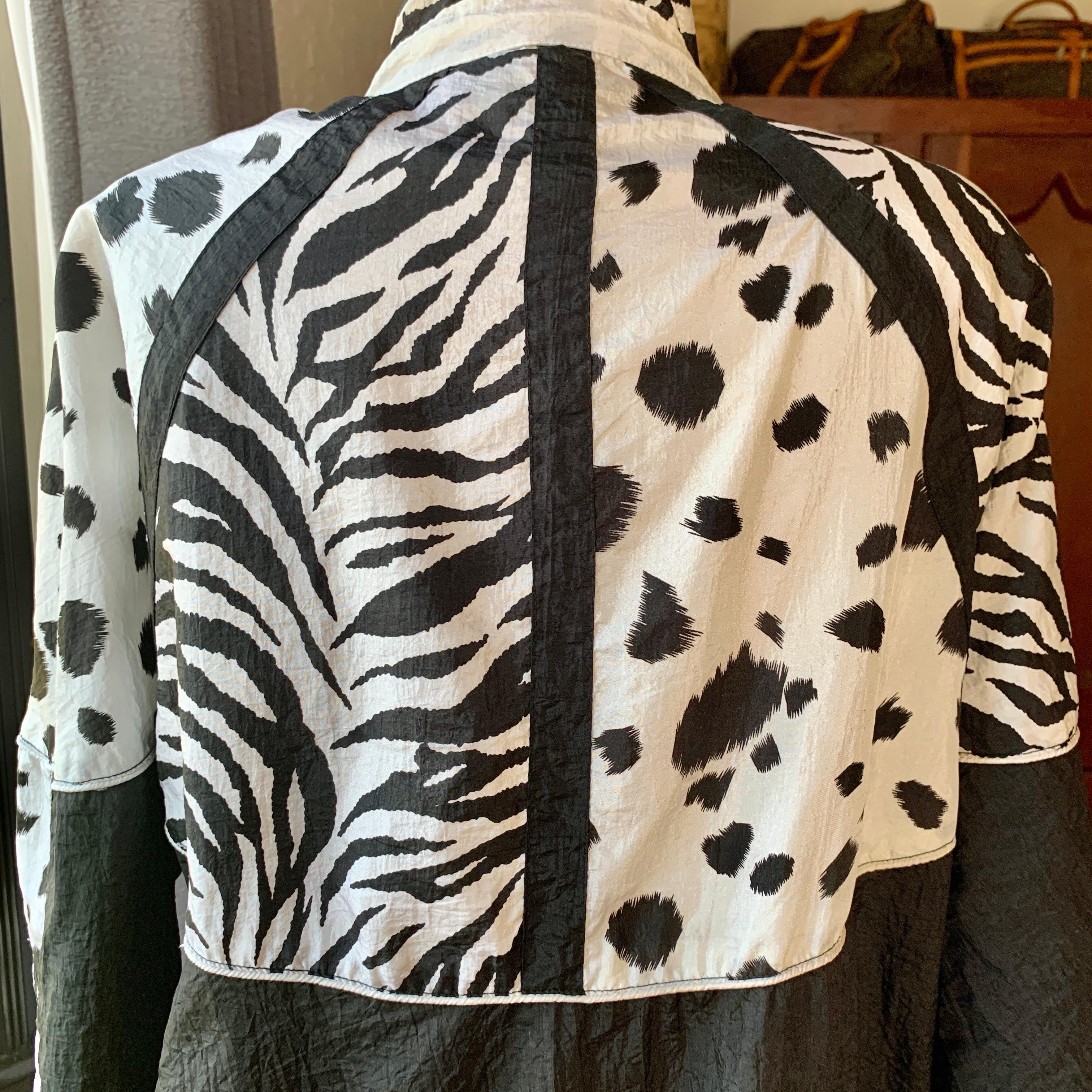 Vintage EVR Nylon 80er Jahre Vintage EVR Jacke Schwarz Weiß Zebra Leopard Print LARGE im Angebot 5