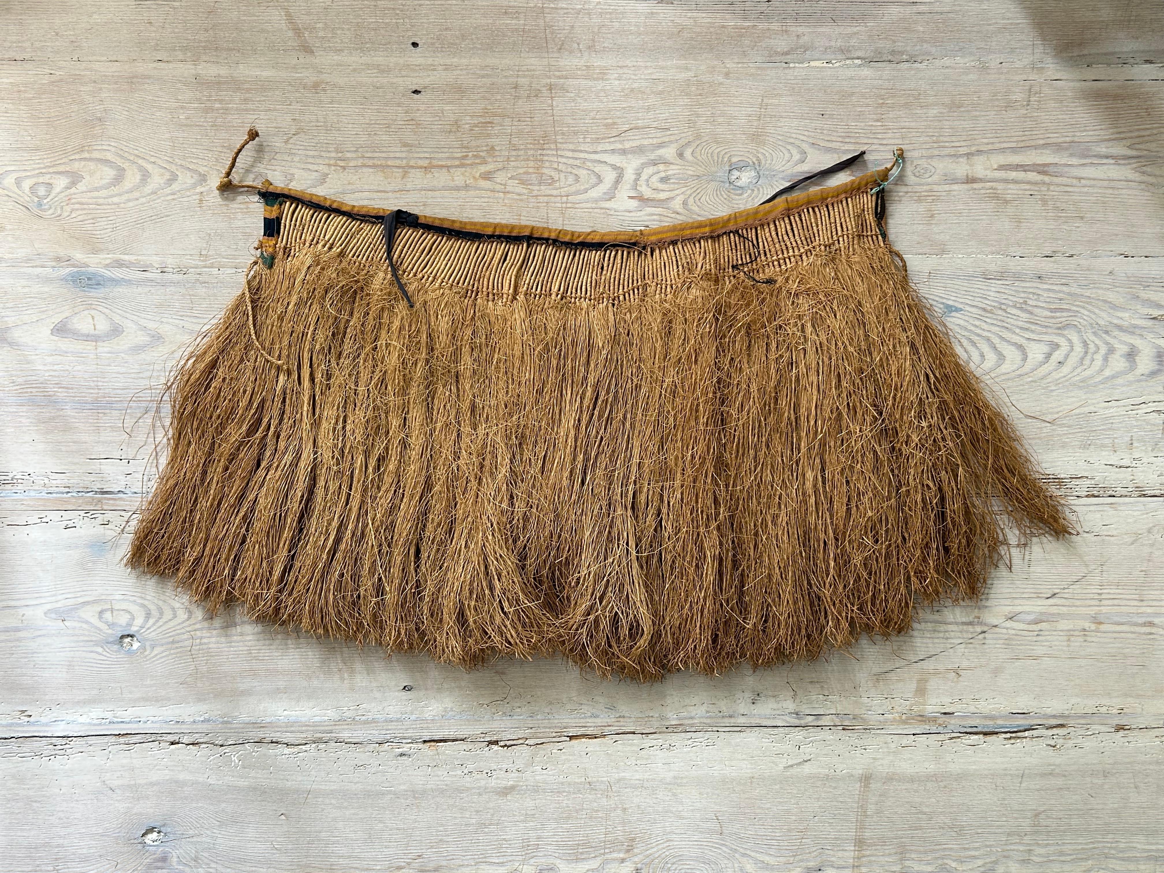 Vintage Ewe Ceremonial Raffia Dance Skirt with Shells, Ghana, 20th Century For Sale 2