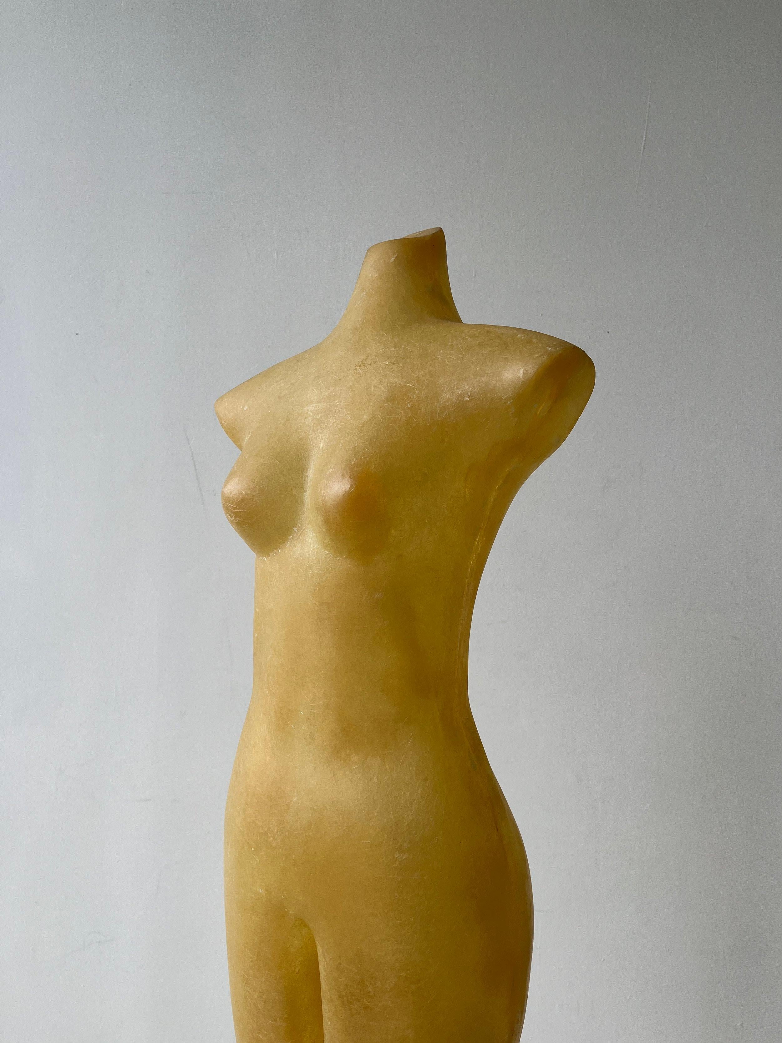 Vintage Exaggerated Molded Fiberglass Female Body Form on Fluted Base For Sale 3