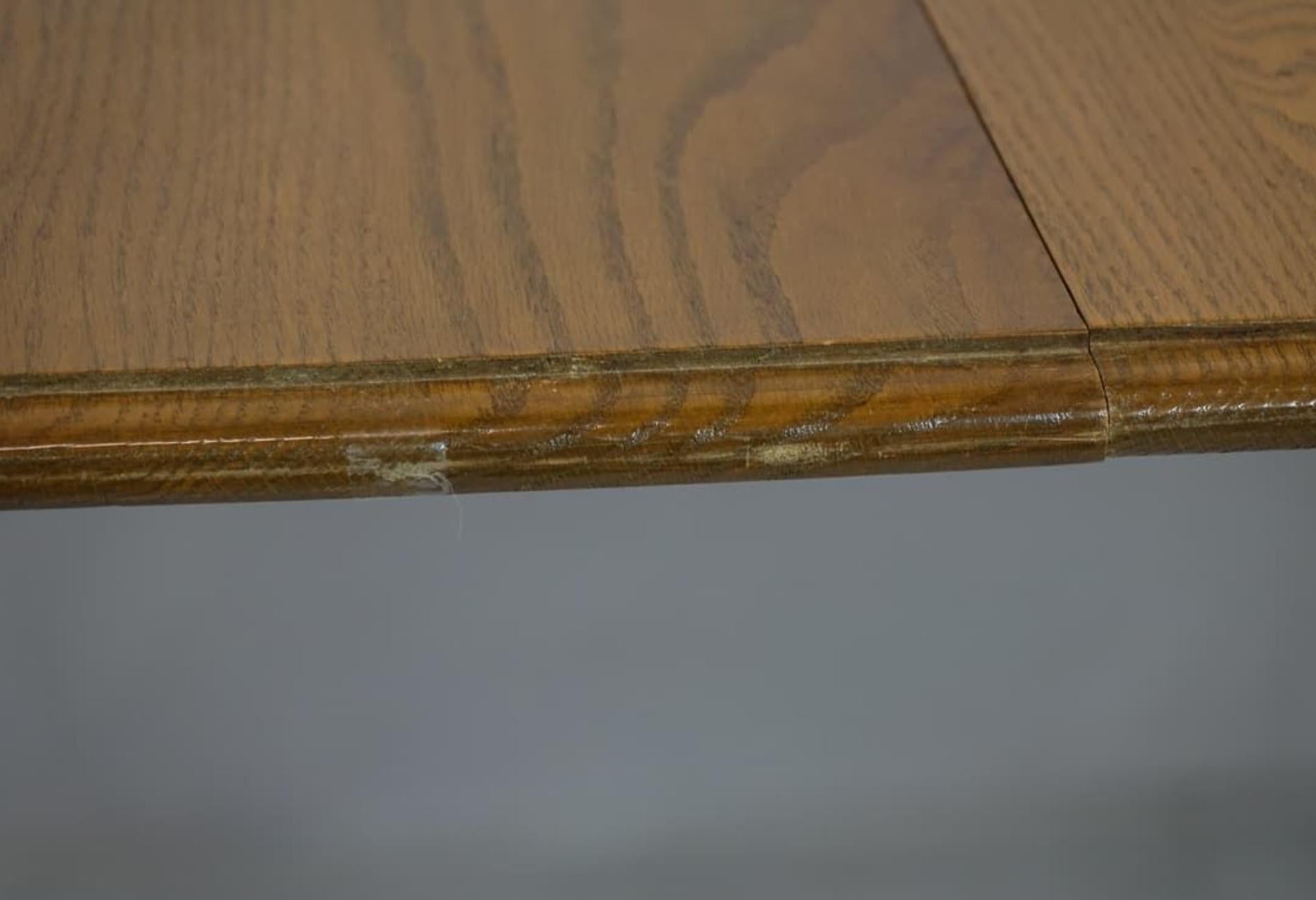 Table de salle à manger extensible en chêne jusqu'à 14