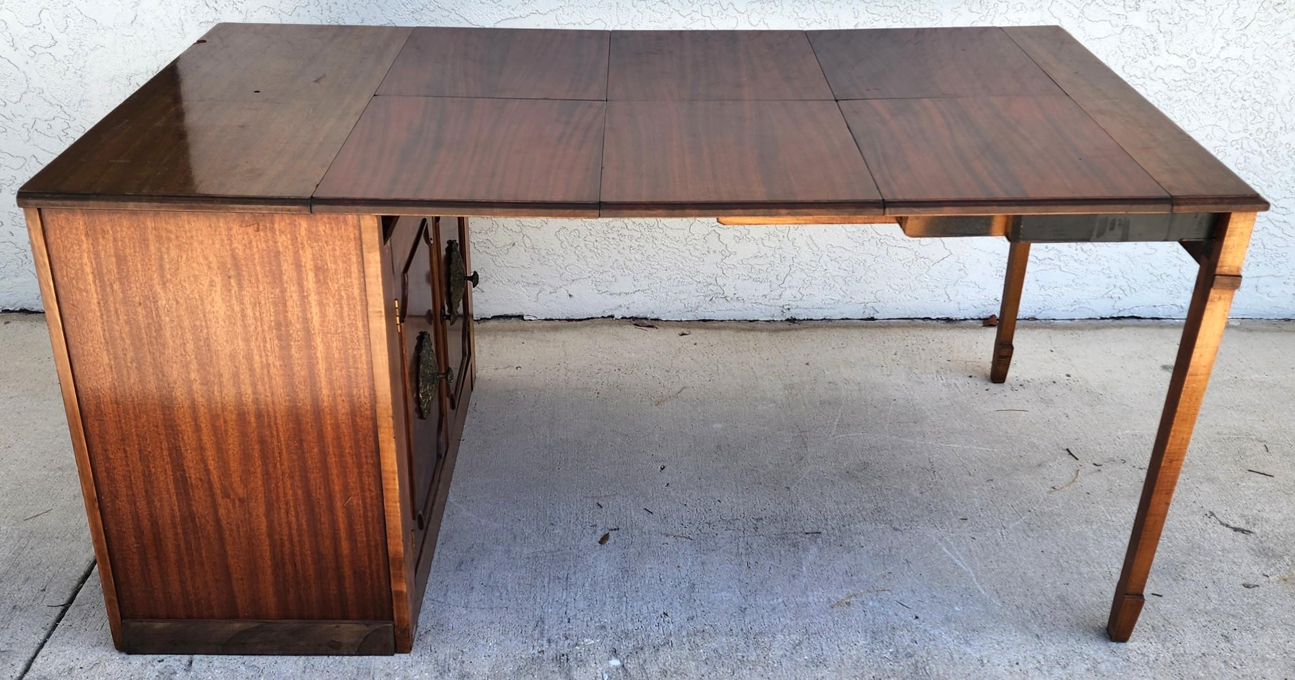 Mid-20th Century Saginaw Vintage Expandable Pullout Buffet Table For Sale