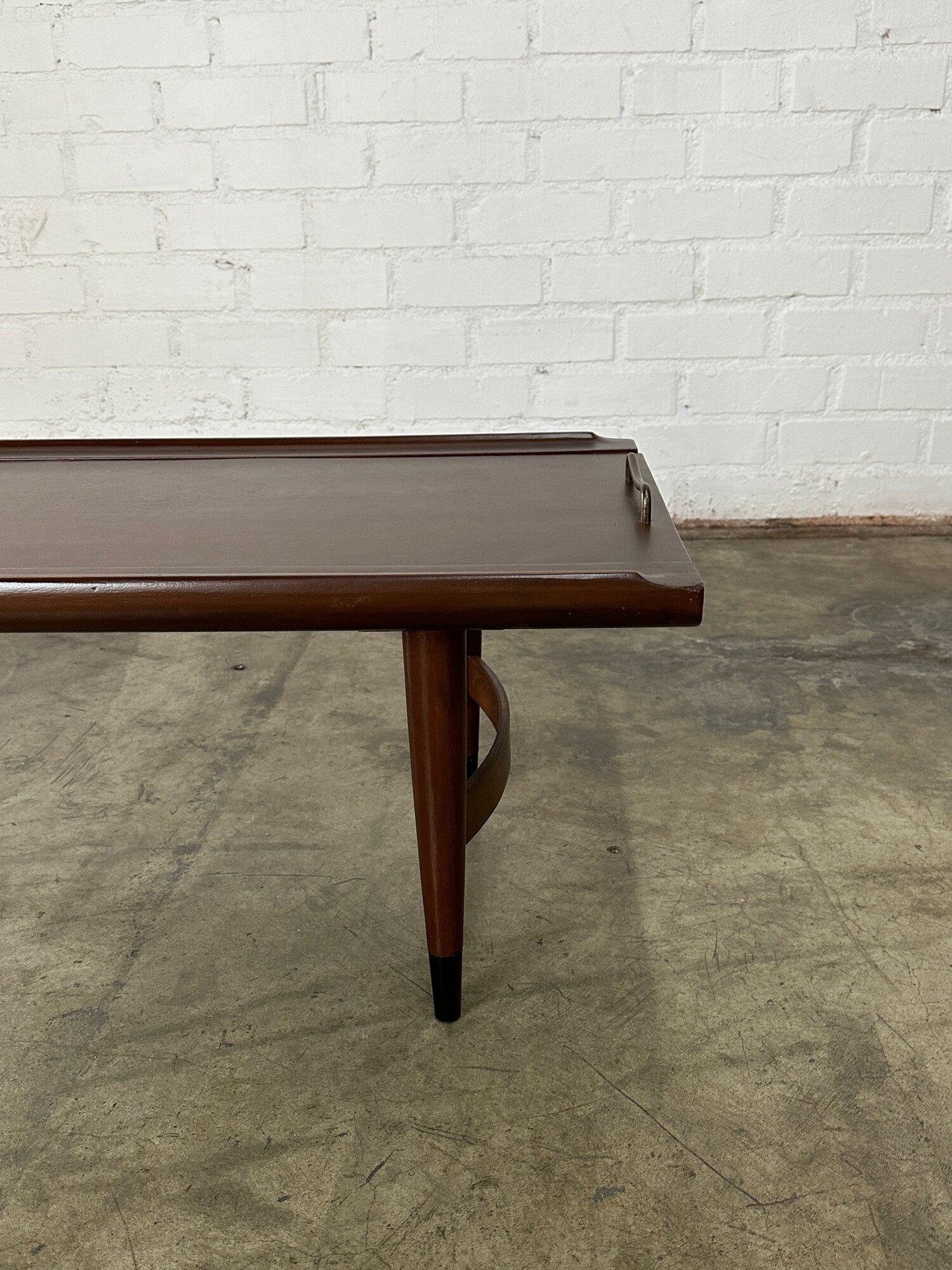 Mid-Century Modern Vintage Expanding coffee table For Sale