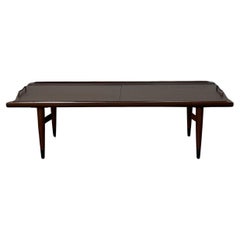 Used Expanding coffee table