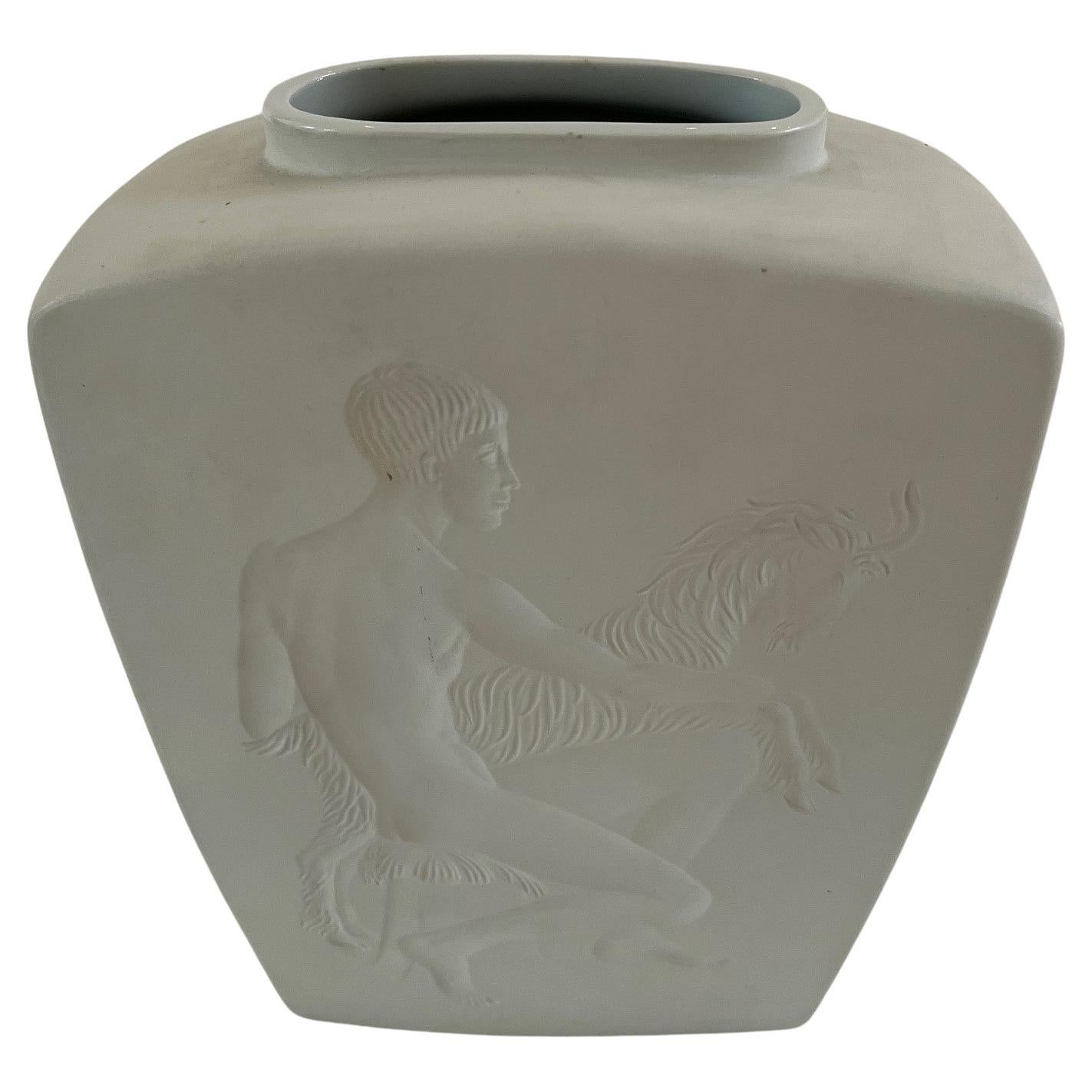 Vintage Exquisite Art Deco White Ceramic Vase by Rena Rosenthal For Sale