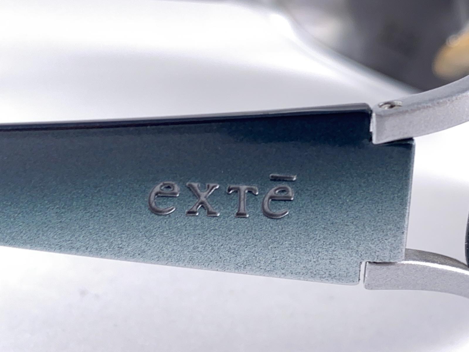 Vintage Exte EX 5 S  Matte Silver Wrap Around  Sunglasses 2001 Italy In New Condition For Sale In Baleares, Baleares