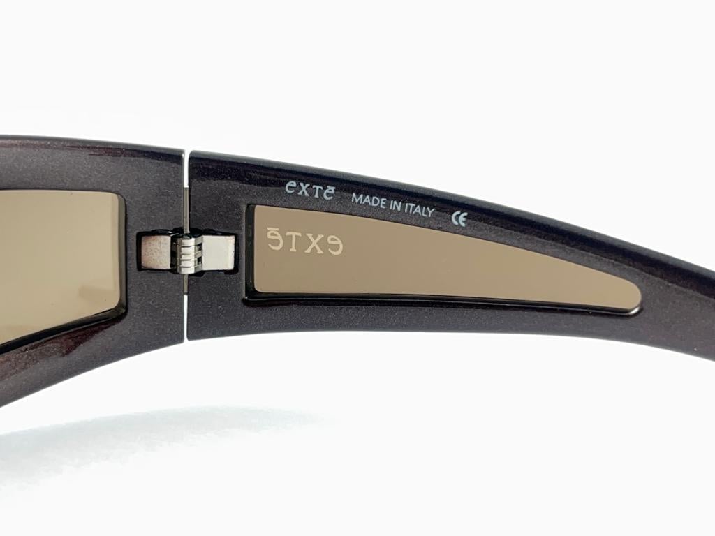 Vintage Exte EX1 Metallic Grey & Burgundy Wrap Around Sunglasses 2001 Italy For Sale 5