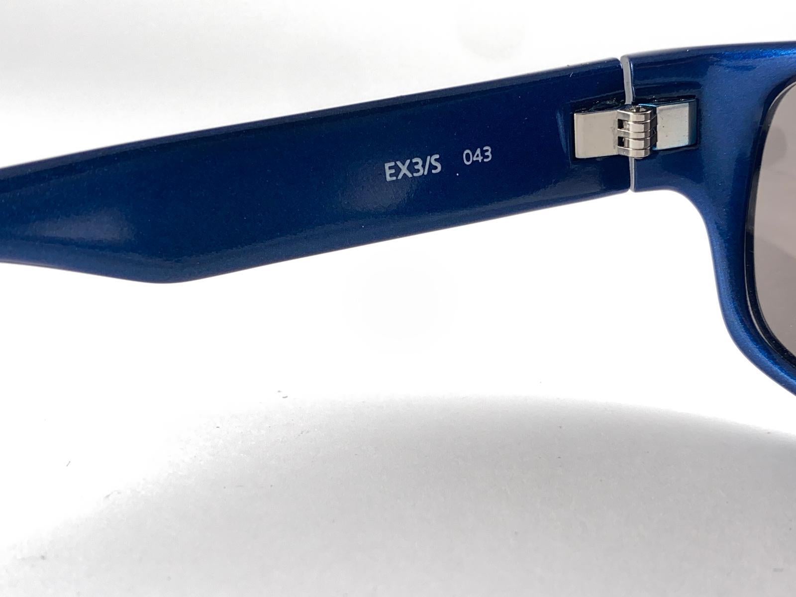 Vintage Exte EX3 Elegante blaue Wickel-Sonnenbrille im Vintage-Stil 2001 Italien (Blau) im Angebot