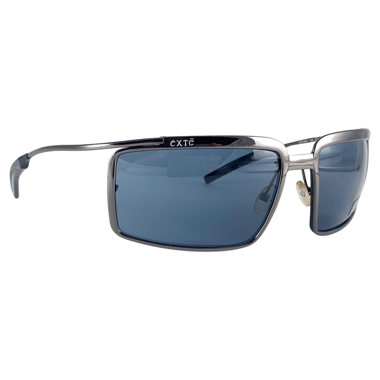 Vintage Exte EX51603 Dark Silver Oversized Wrap Around Sunglasses 2001 Italy For Sale