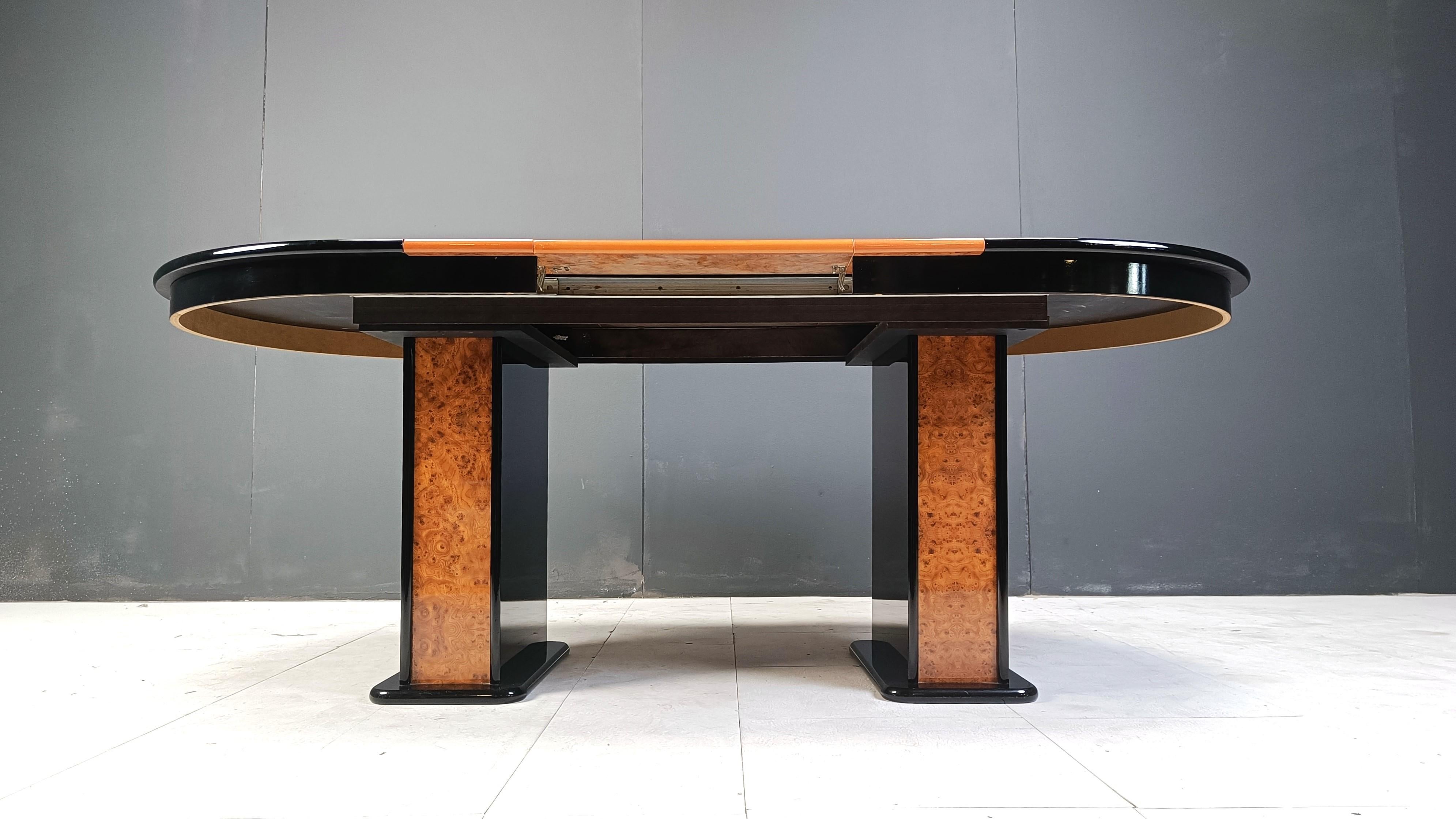 Table de salle à manger vintage extensible en bois de ronce et laque, années 1980 en vente 3