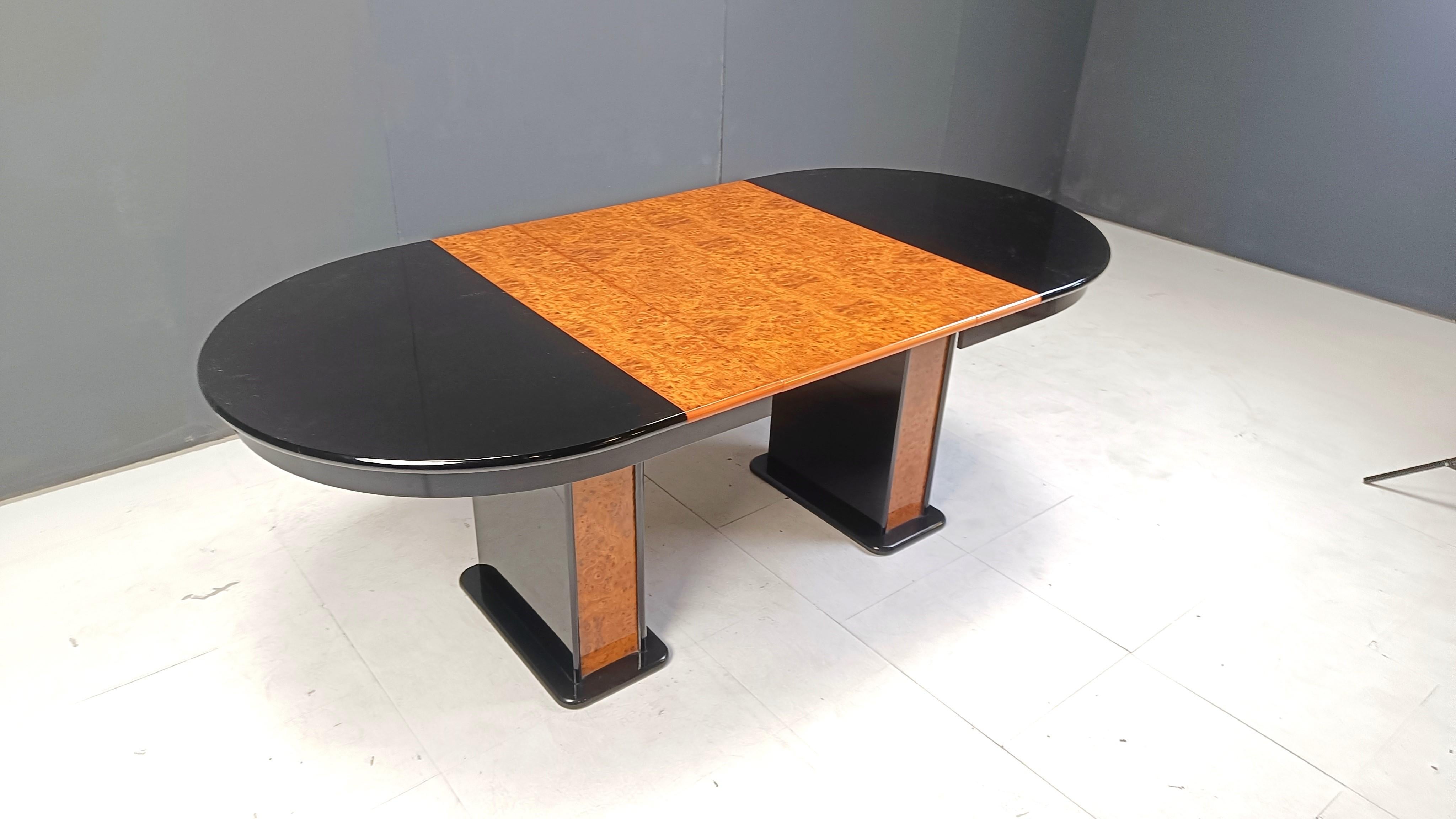 Table de salle à manger vintage extensible en bois de ronce et laque, années 1980 en vente 4