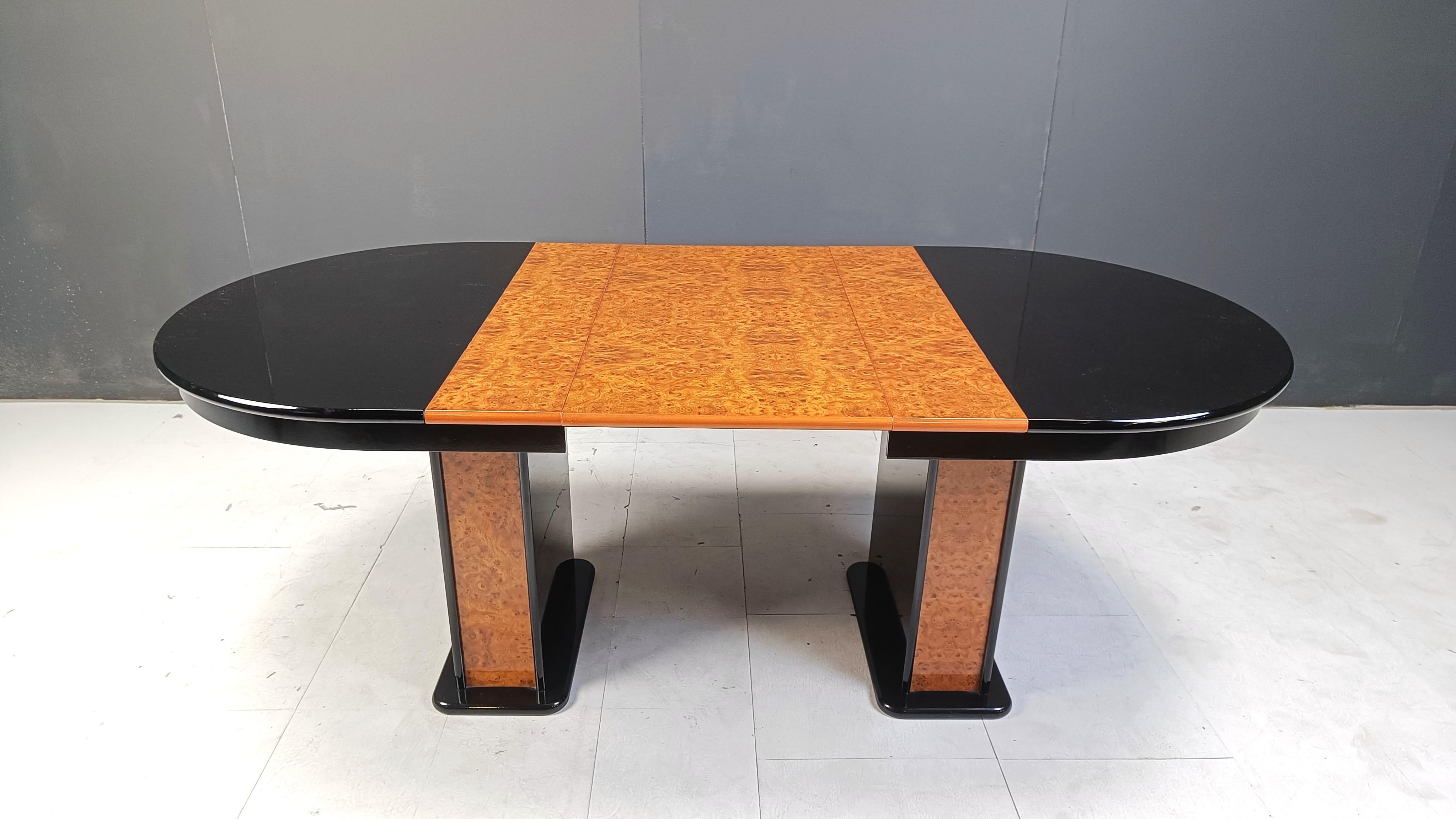 Table de salle à manger vintage extensible en bois de ronce et laque, années 1980 en vente 2