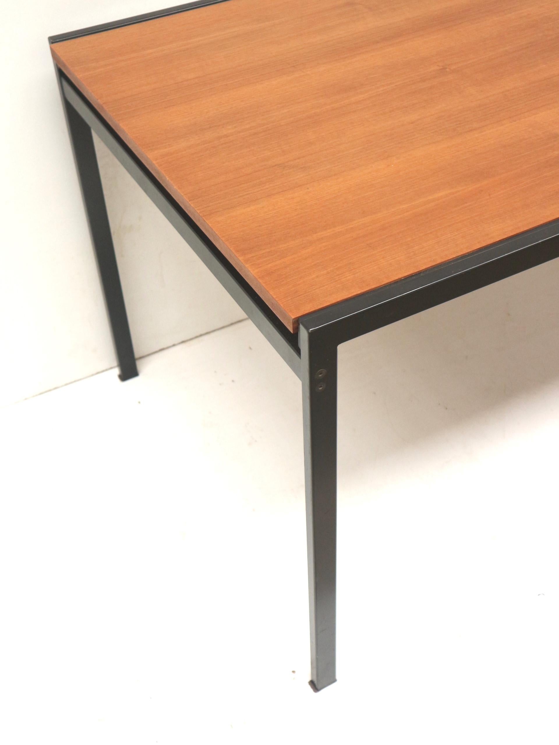 Dutch Vintage extendable dining table by Cees Braakman for Pastoe  'Japanese Series'