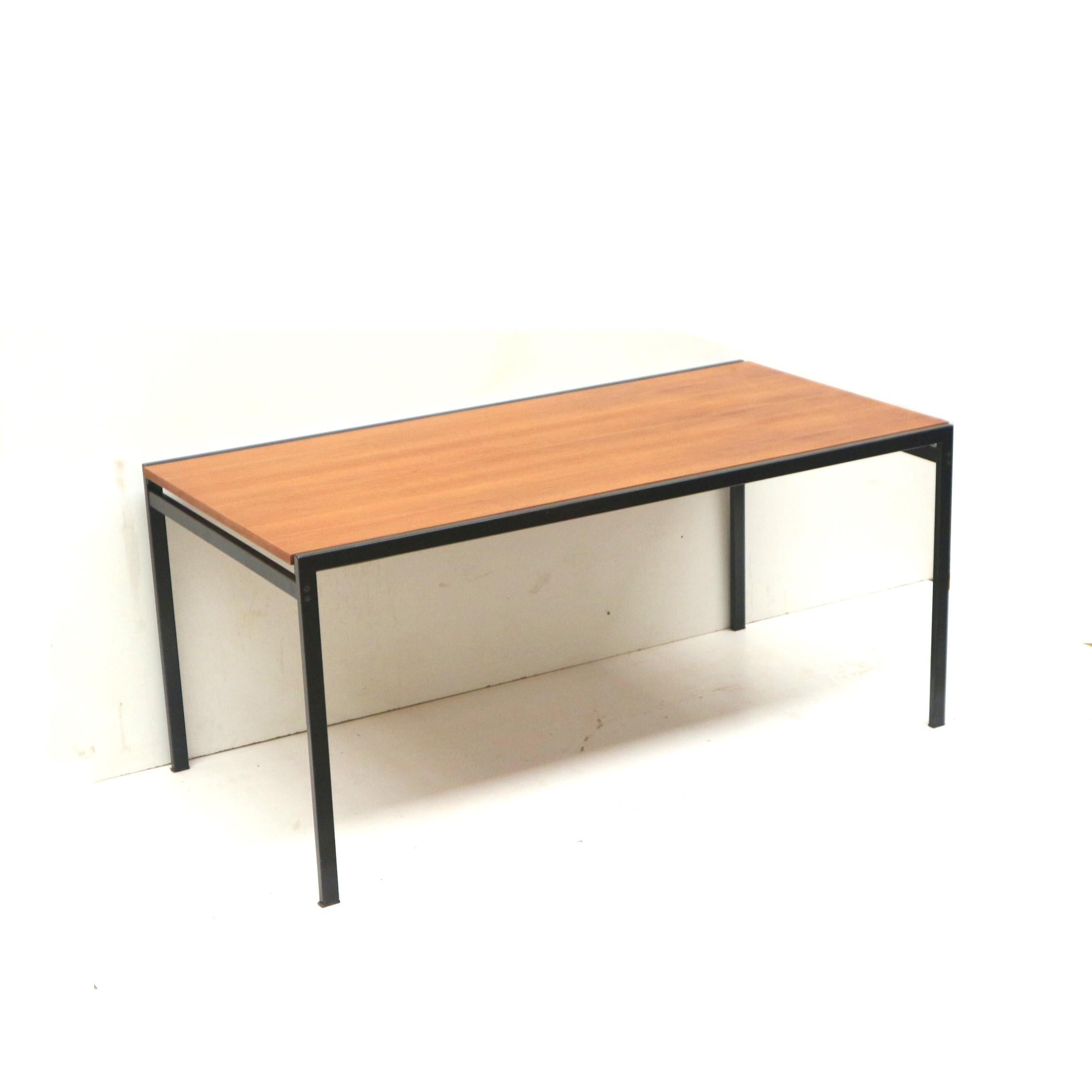 Vintage extendable dining table by Cees Braakman for Pastoe  'Japanese Series' In Good Condition In Breda, NB