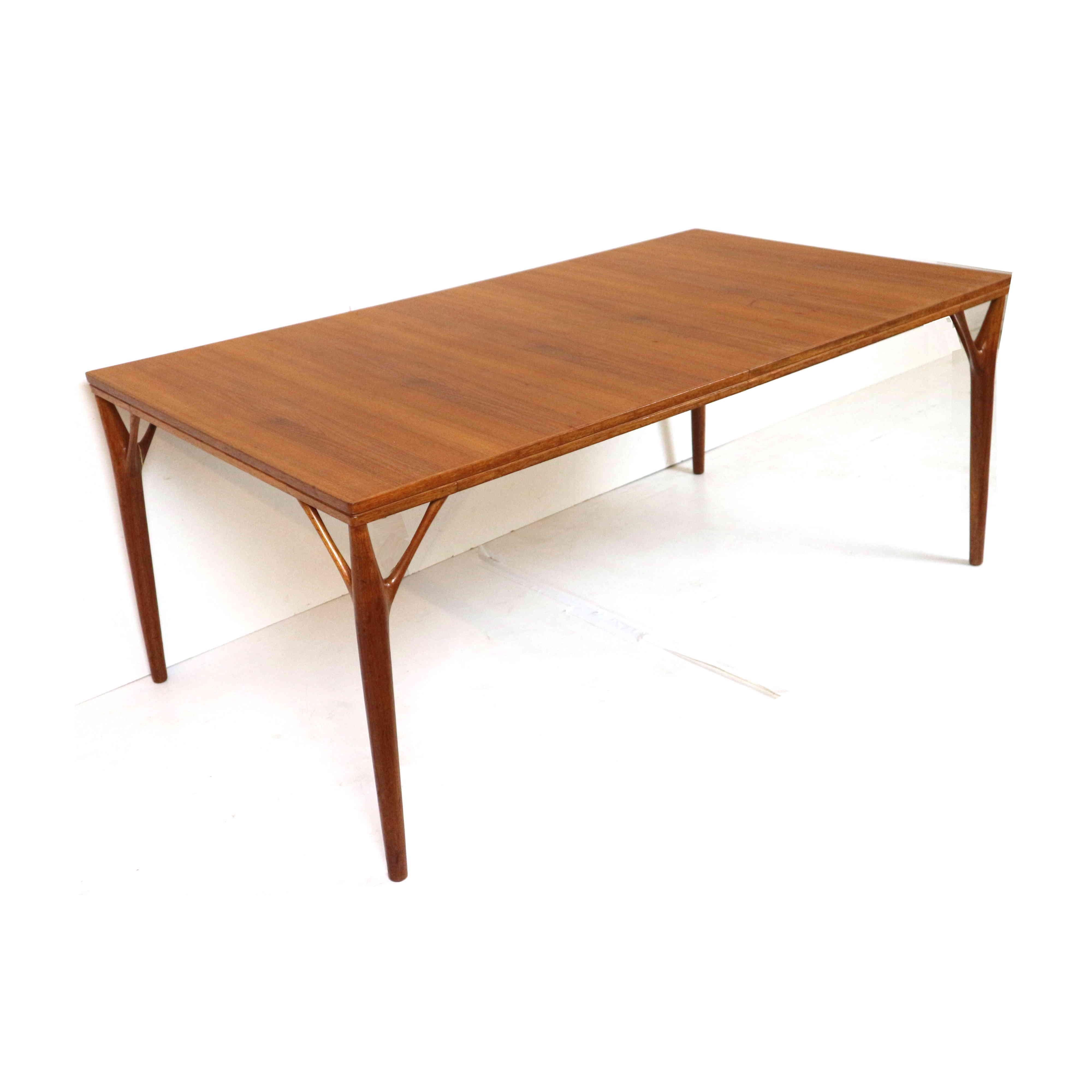 Vintage Extendable Dining Table by Helge Vestergaard-Jensen for Søren Horn For Sale 2