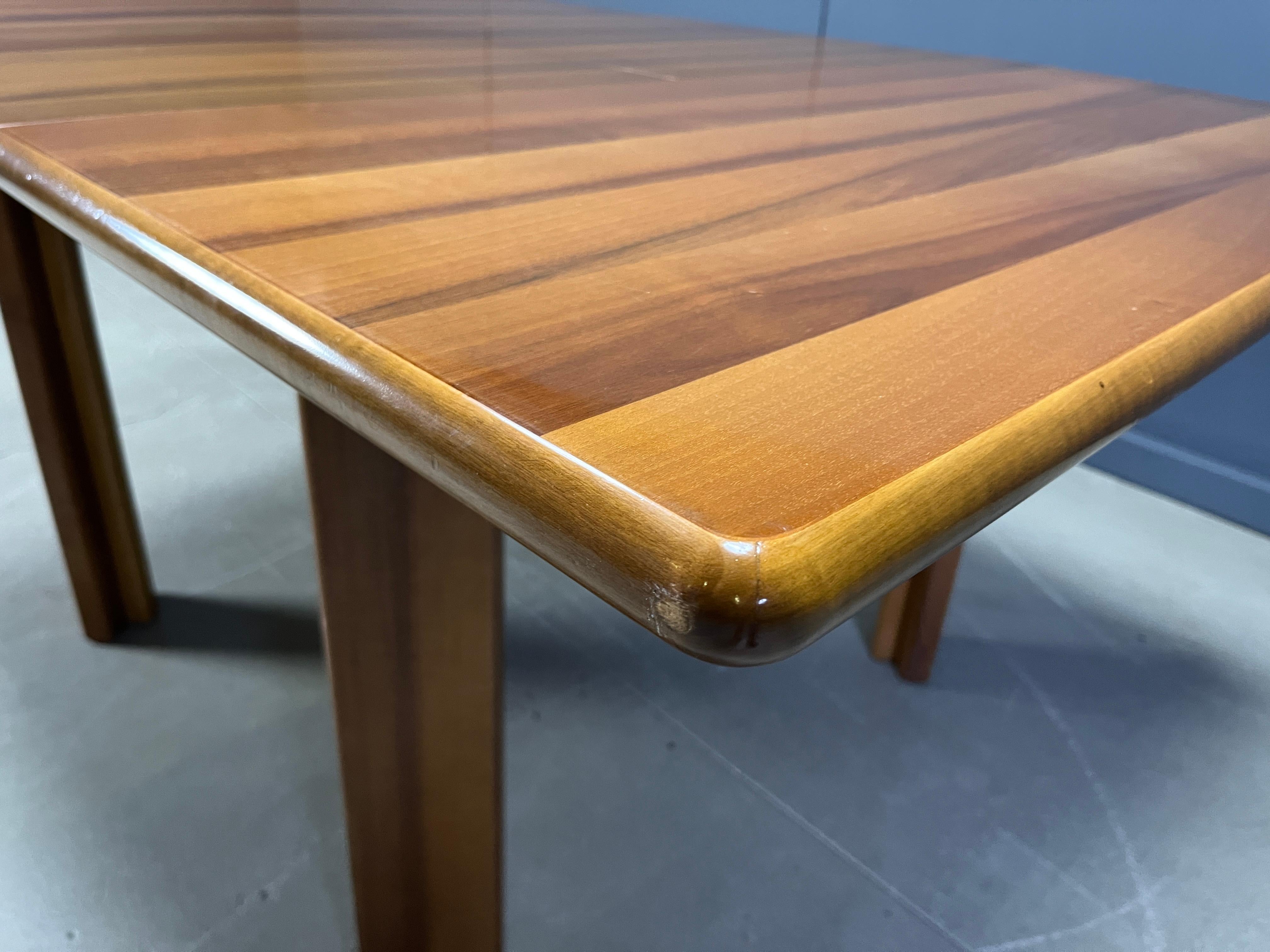 Vintage extendable dining table by Molteni, 1970s For Sale 4