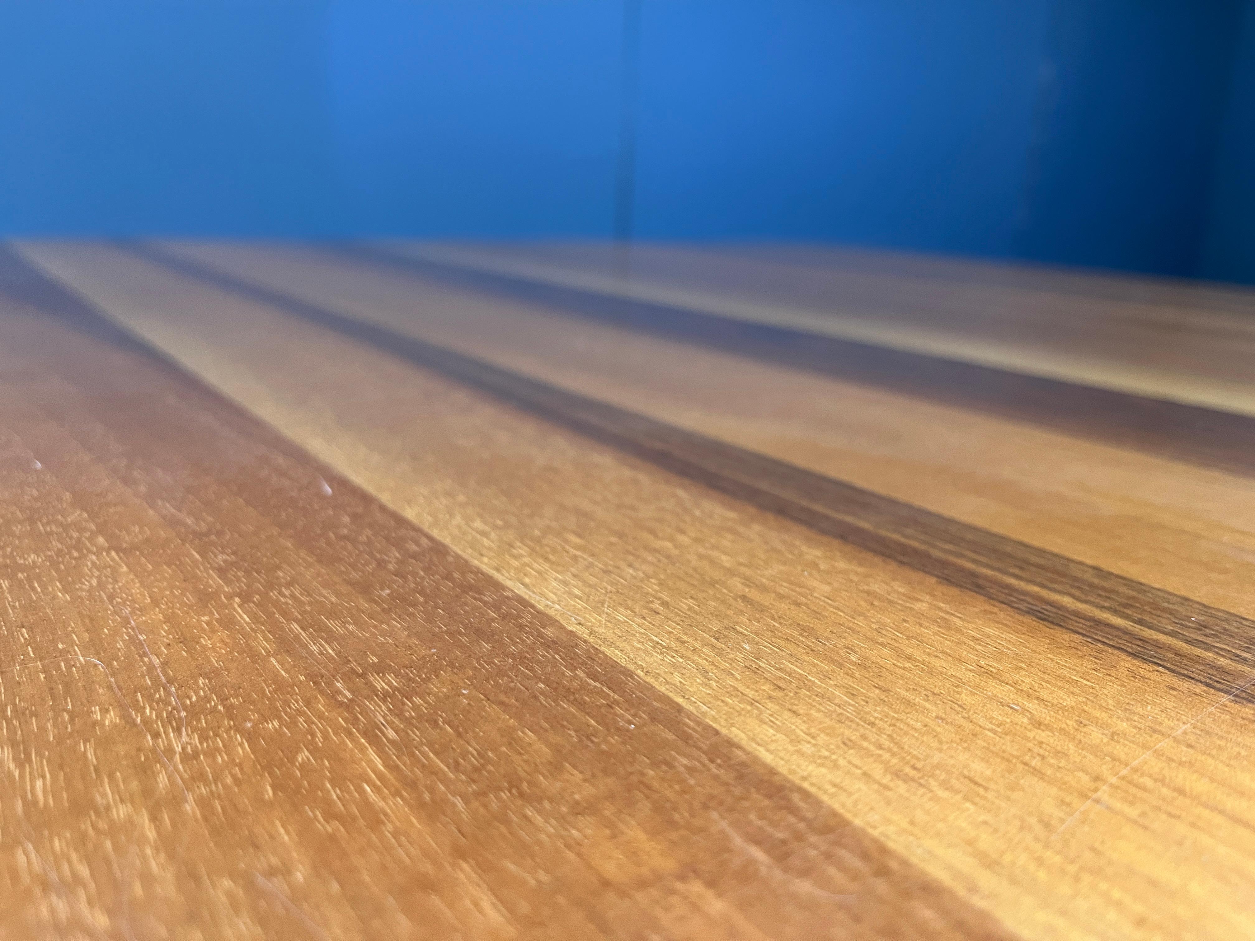 Mid-Century Modern Vintage extendable dining table by Molteni, 1970s For Sale