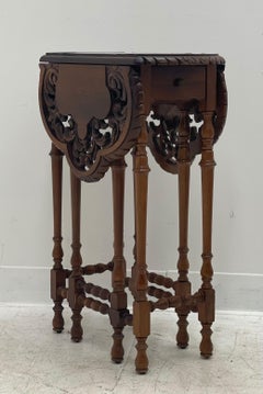 Vintage Extendable Drop Leaf Side Accent Table with Hand Carved Details