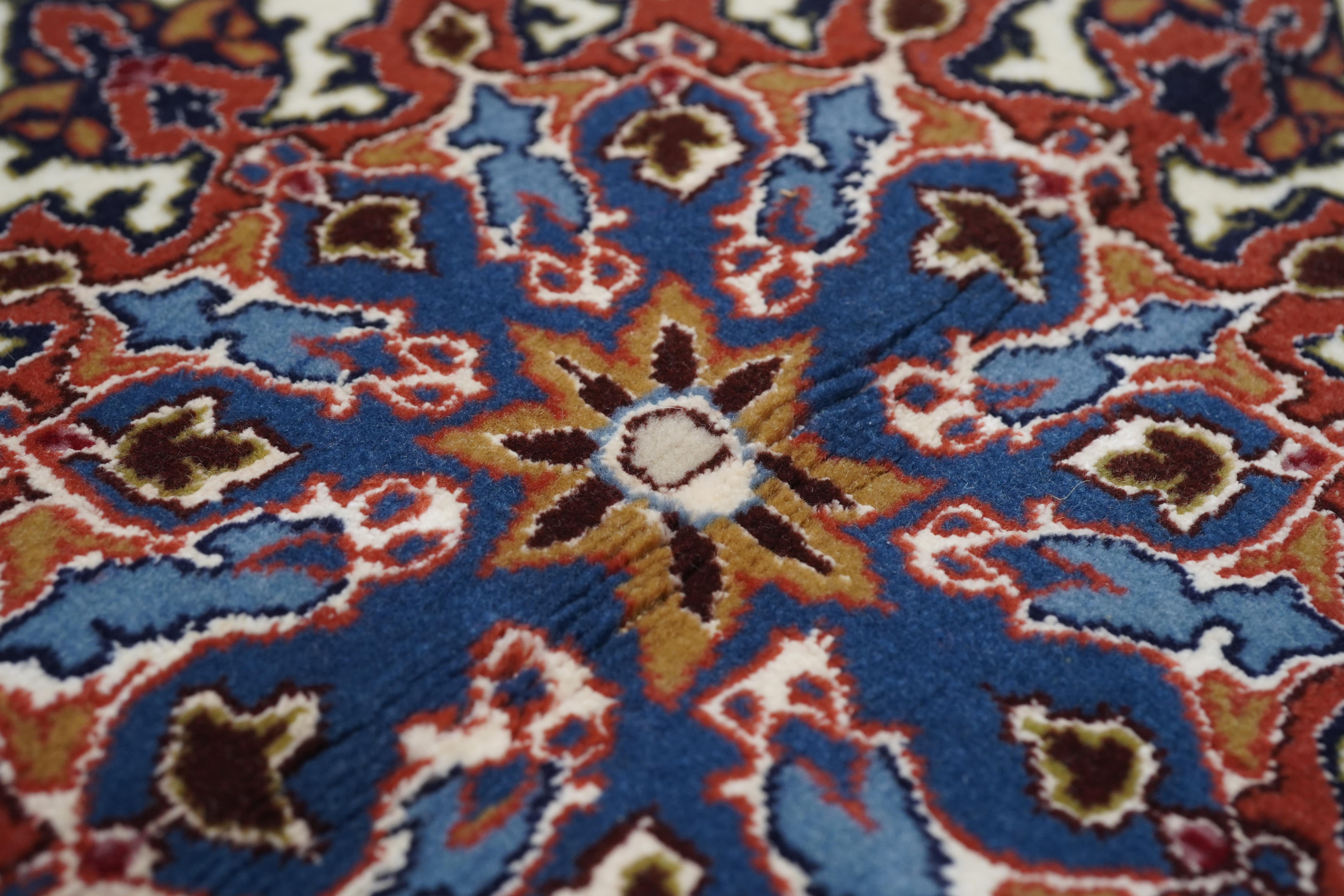 Tappeto persiano Tabriz d'epoca estremamente fine 3'5'' x 5'2'' in vendita 2