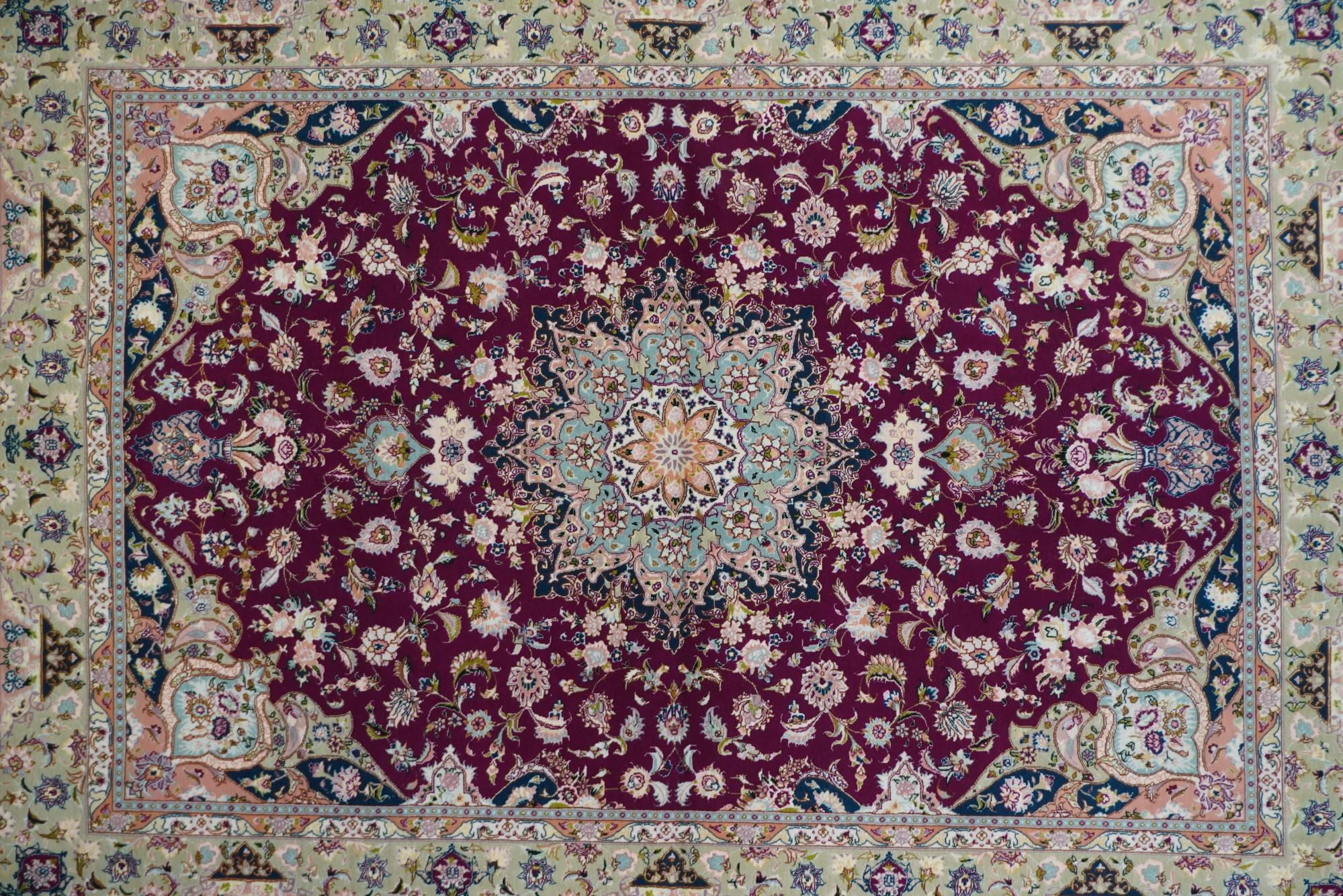 Persiano Tappeto Tabriz d'epoca estremamente fine 4'11'' x 7'4'' in vendita
