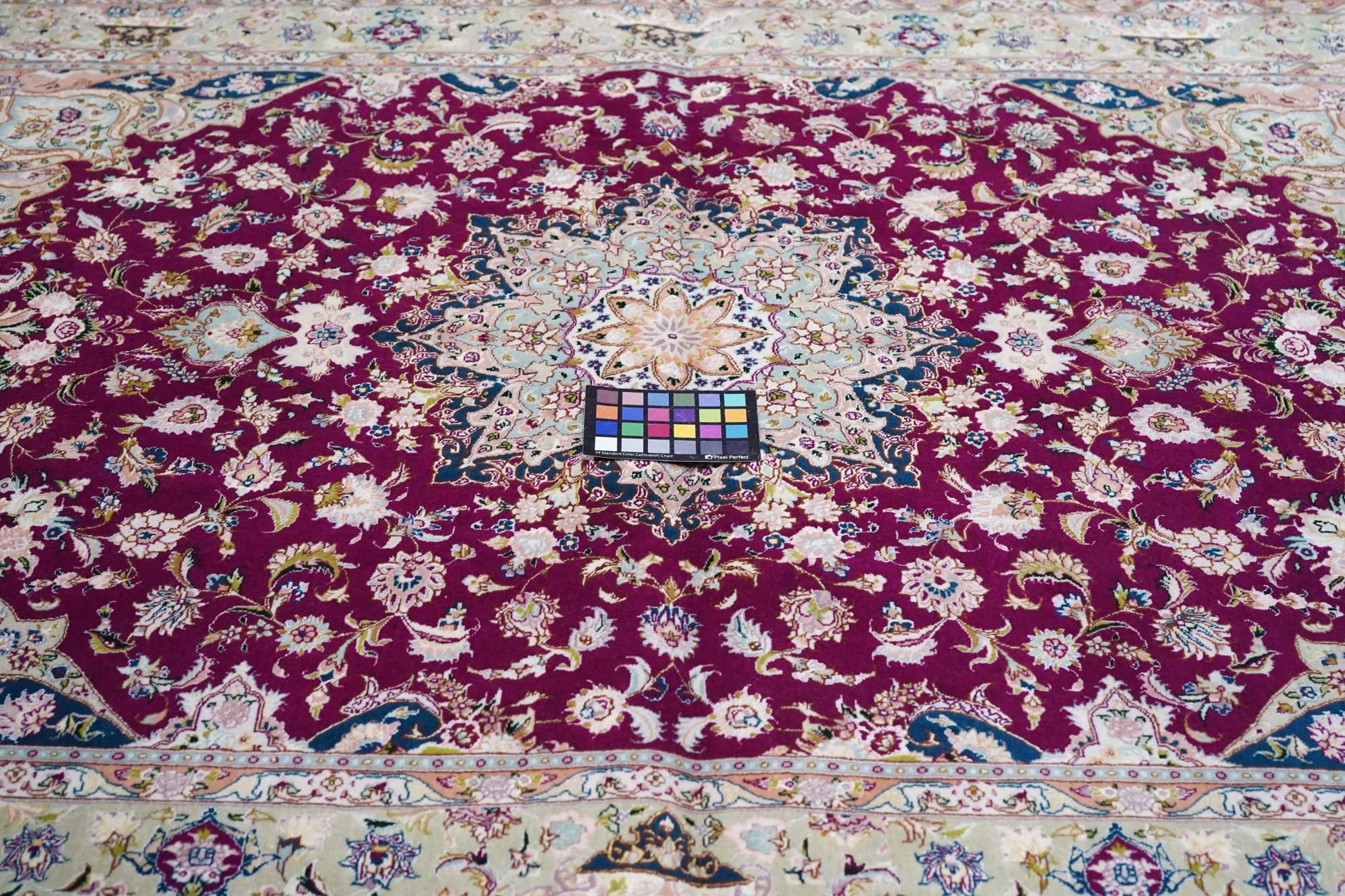 Lana Tappeto Tabriz d'epoca estremamente fine 4'11'' x 7'4'' in vendita