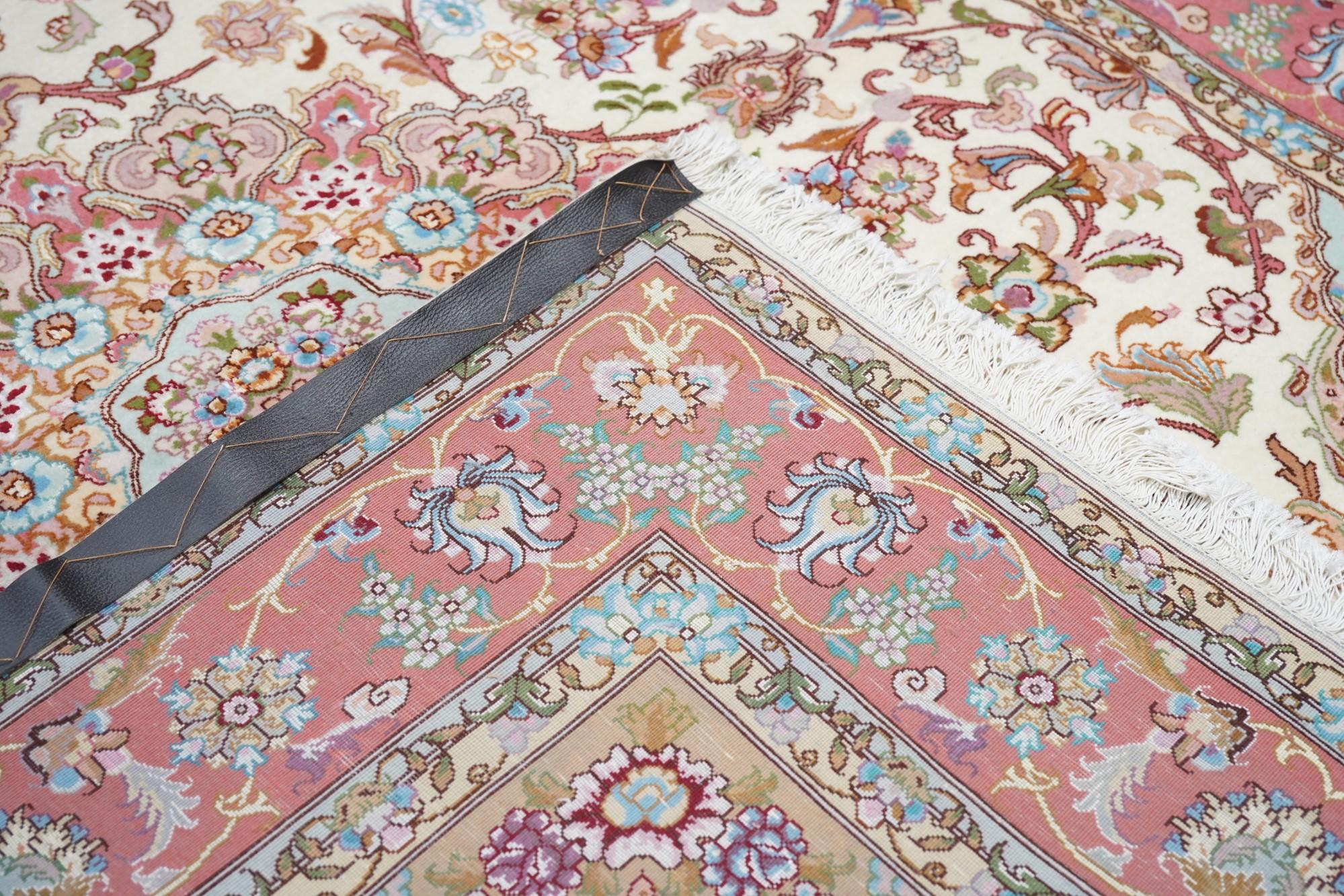 Tappeto Tabriz estremamente pregiato Vintage 5'1'' x 6'11'' in vendita 1