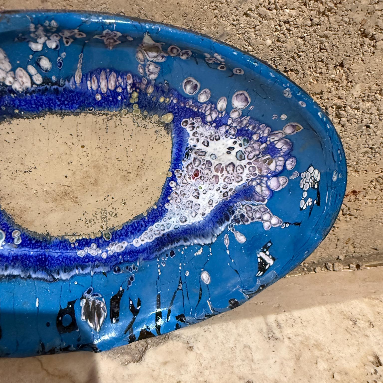 Émail 1980 Blue Enamel Eye Plate Graphic Art en vente