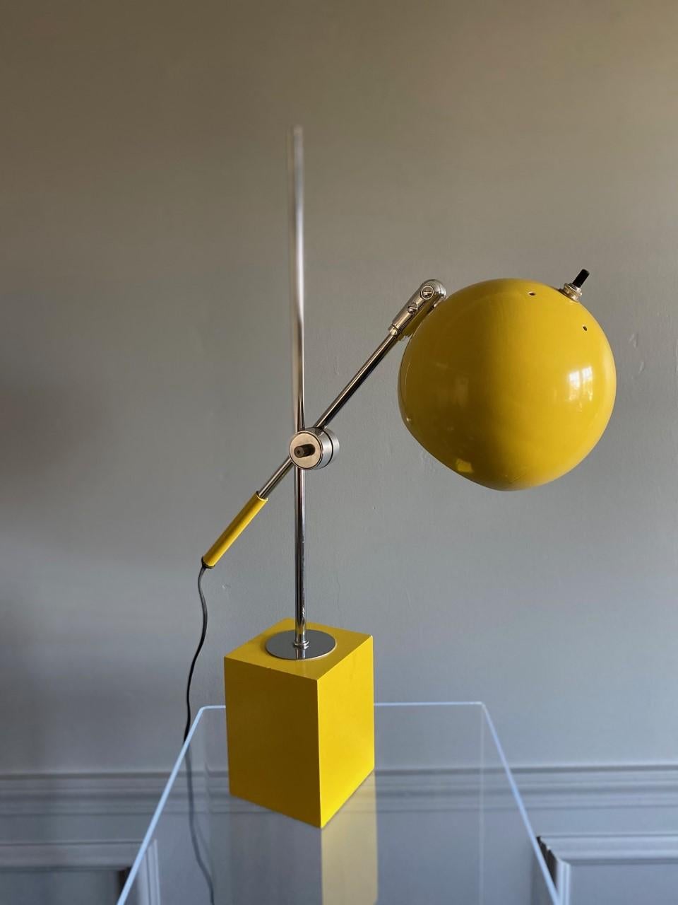 Mid-Century Modern Vintage Eyeball Orb Table Lamp by Robert Sonneman for George Kovacs