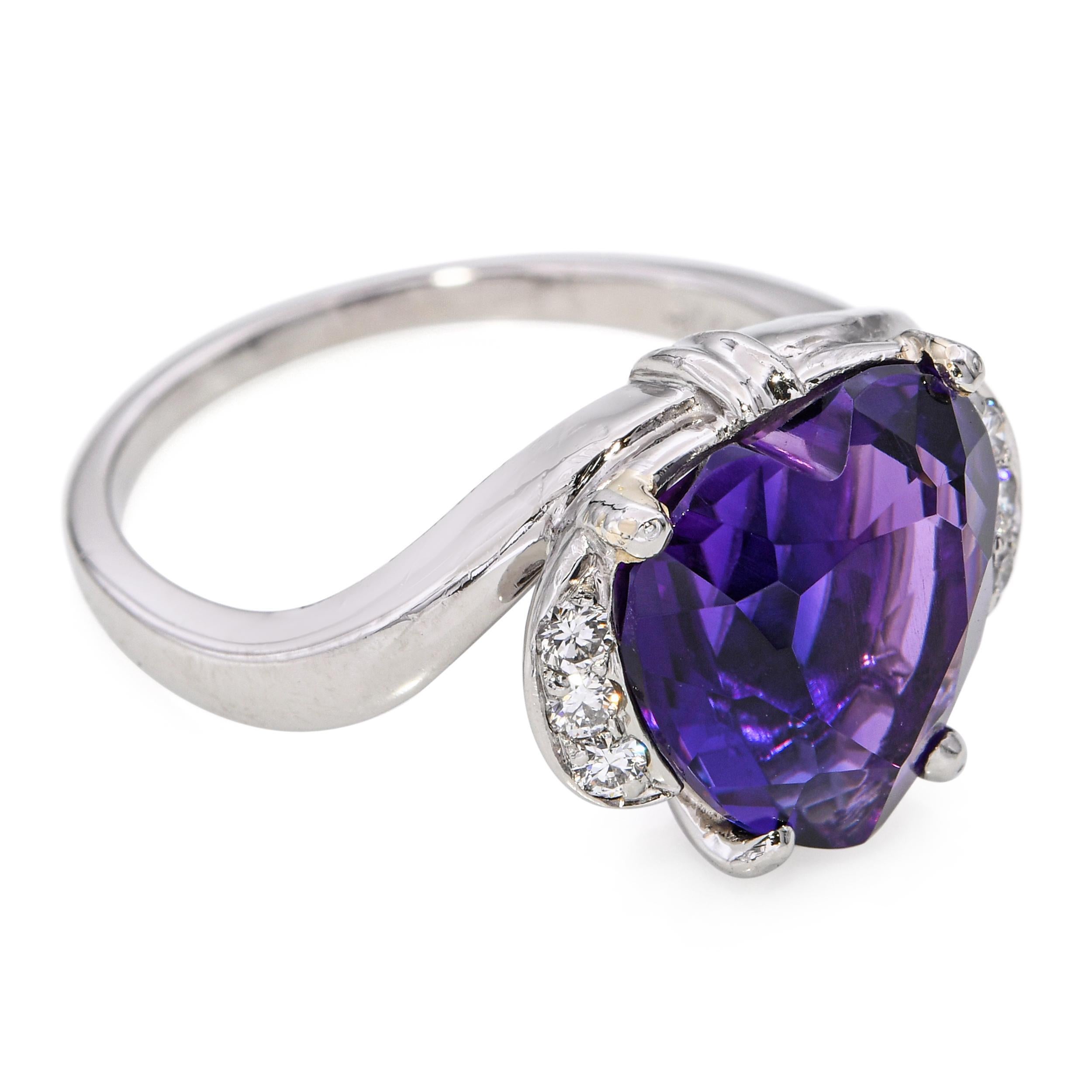 Vintage F & F Felger Platin Amethyst Herz und Diamant Offset Ring im Angebot 2