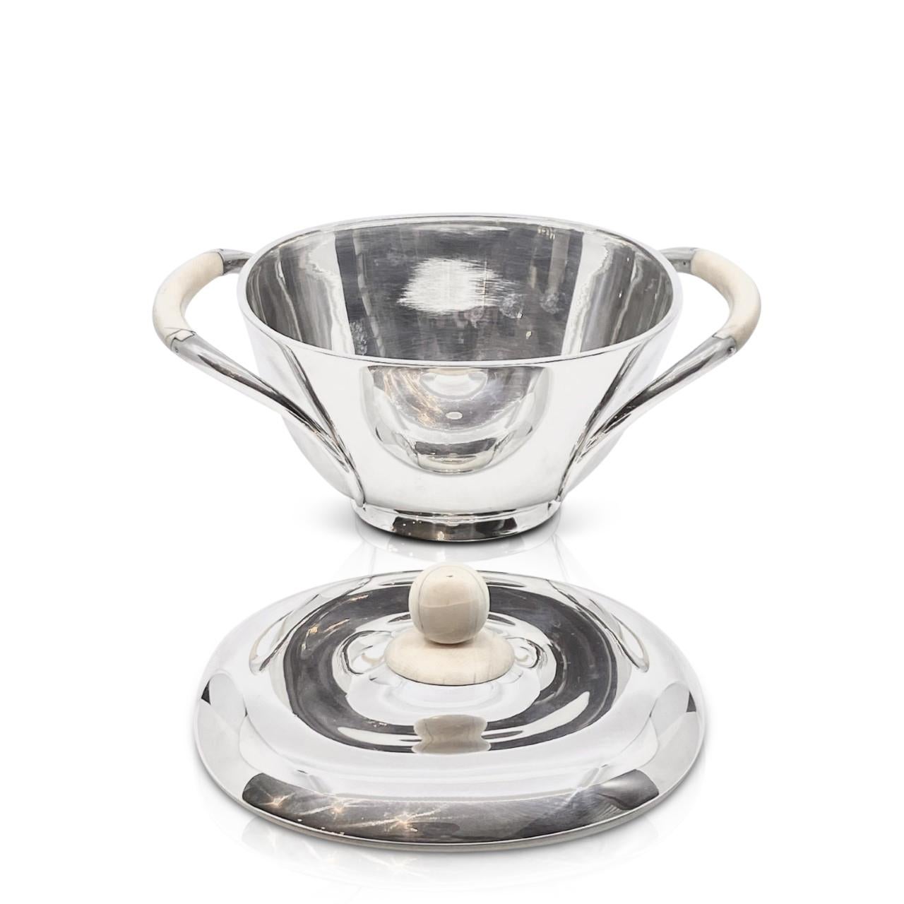 Moderne Soupière vintage F. Hingelberg en argent sterling de Svend Weihrauch en vente