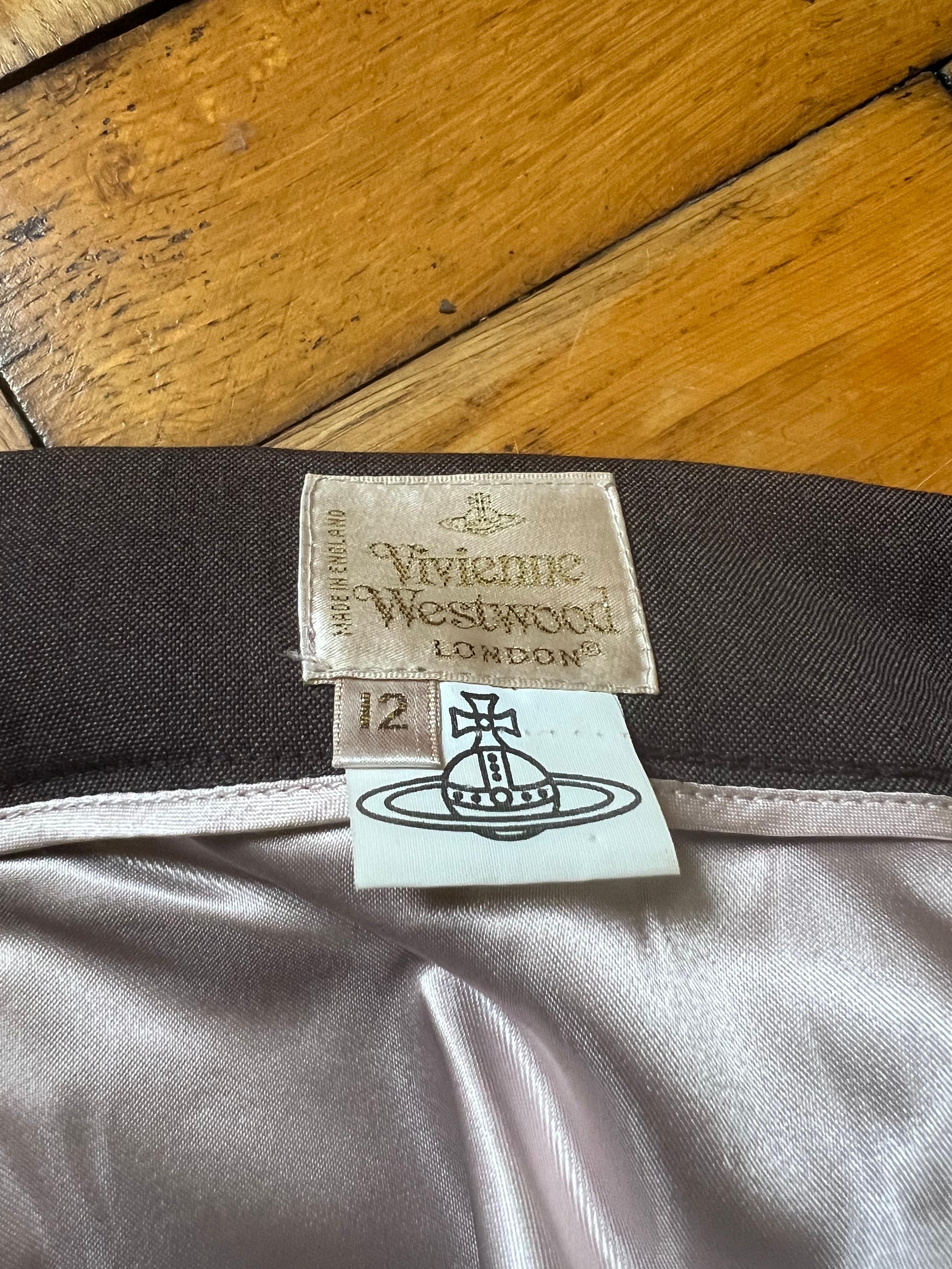 Vintage F/W 1995 Vivienne Westwood 'VIVE LES COCOTTES' Skirt and Jacket Suit.  10