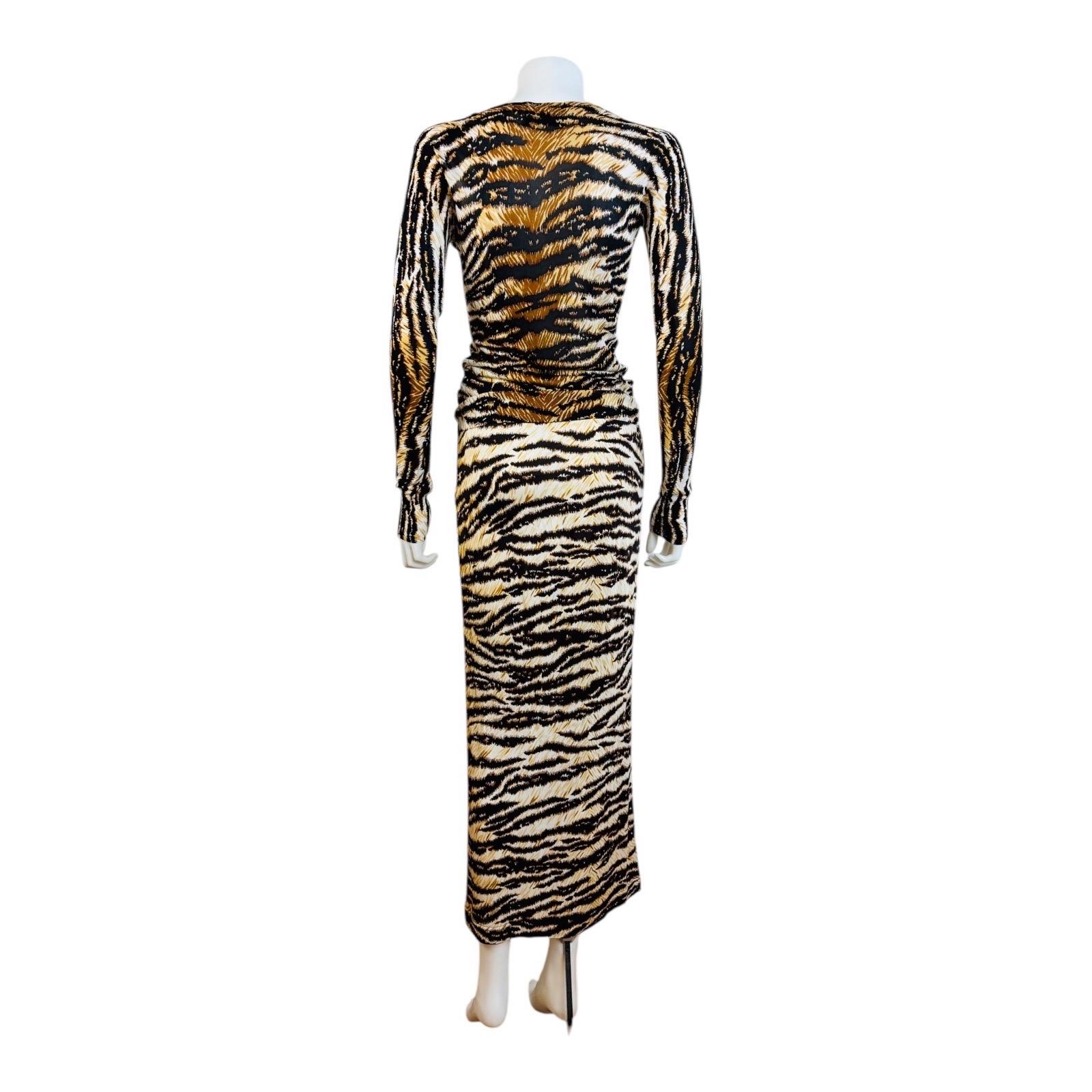 Vintage F/W 1999 Dolce + Gabbana Tiger Print Sweater Maxi Skirt Set For Sale 1