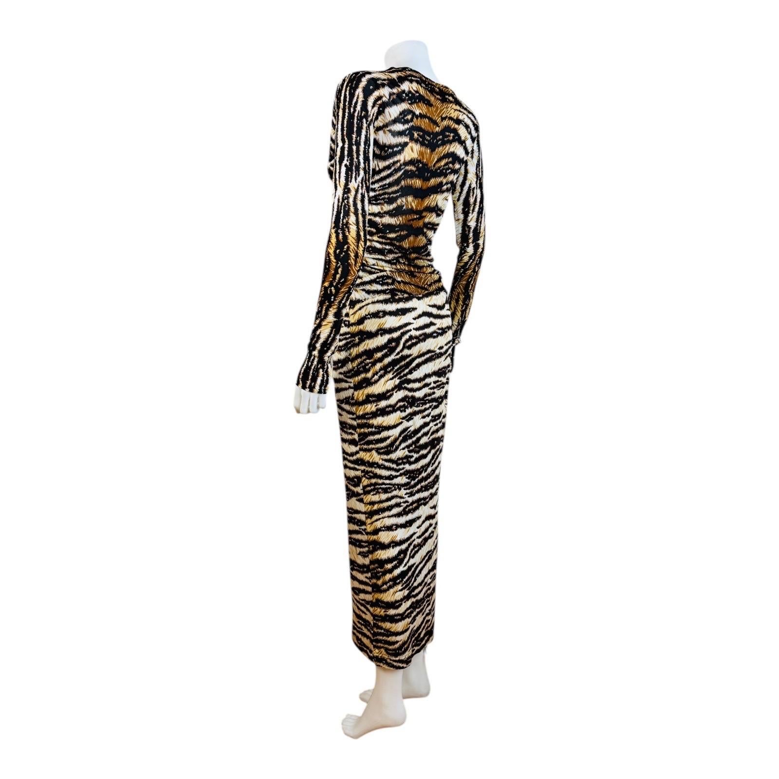 Vintage F/W 1999 Dolce + Gabbana Tiger Print Sweater Maxi Skirt Set For Sale 3