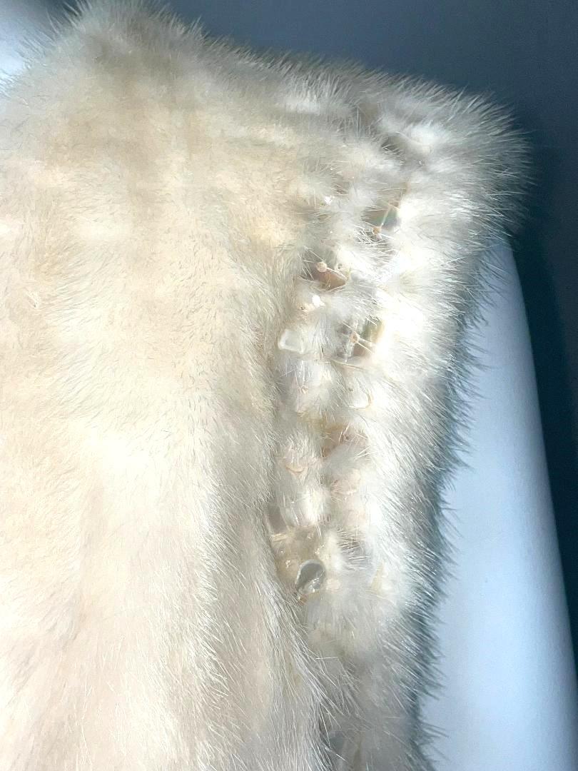 Vintage F/W 1999 Gianni Versace Runway Ivory Mink Fur Vest Top In Excellent Condition In Yukon, OK
