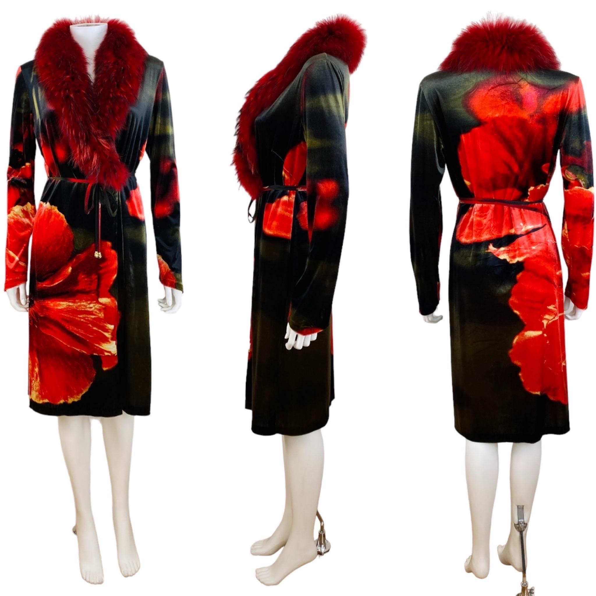 Vintage F/W 1999 Roberto Cavalli Velvet Red Floral Jacket Dress Fox Fur Collar For Sale 4