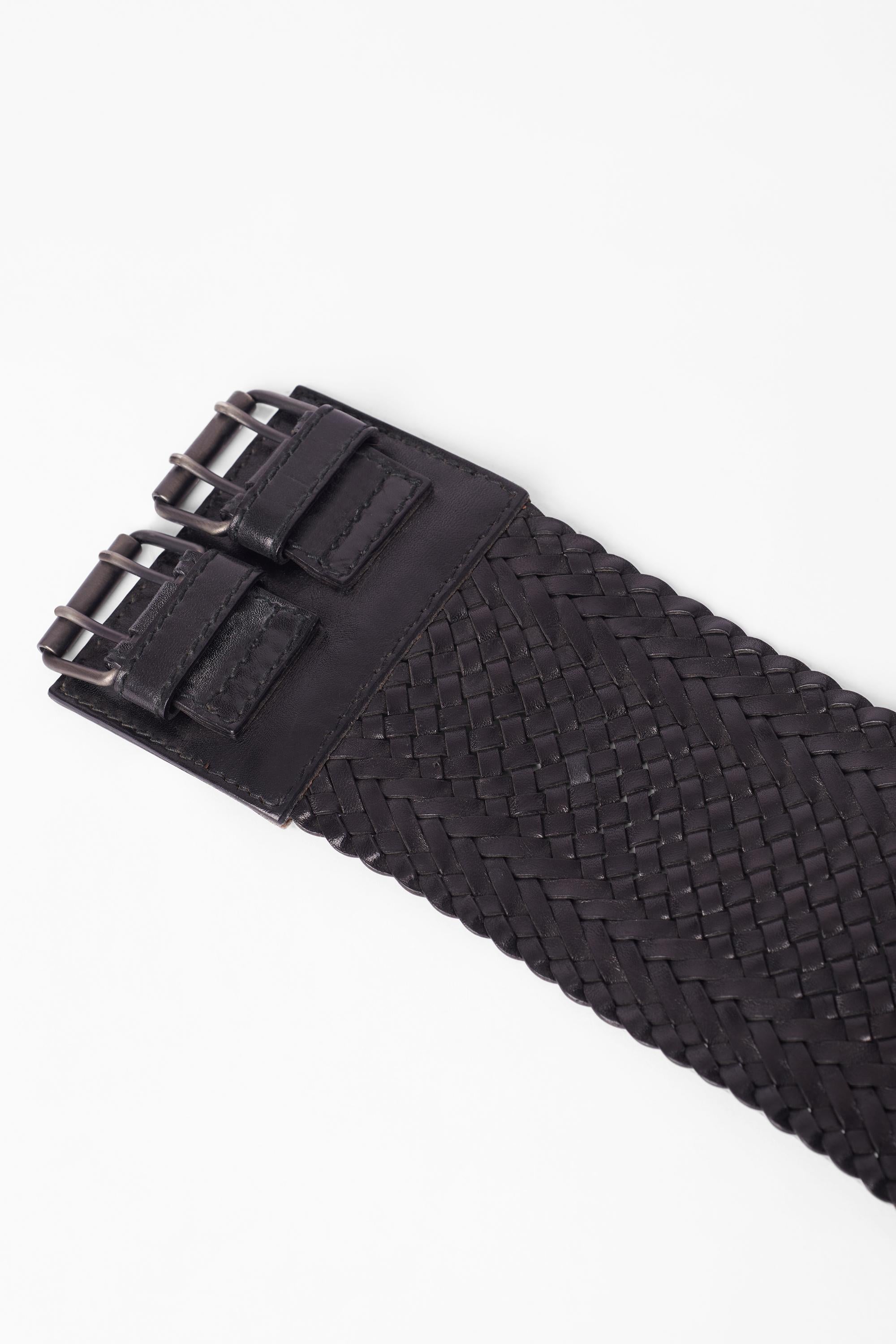 Vintage Fall / Winter 2001 Yves Saint Laurent Rive Gauche by Tom Ford from the Gypsy collection black leather braided large belt. Features a black leather braided style. Fastens with a double front buckle silver closure . As seen on runway , look