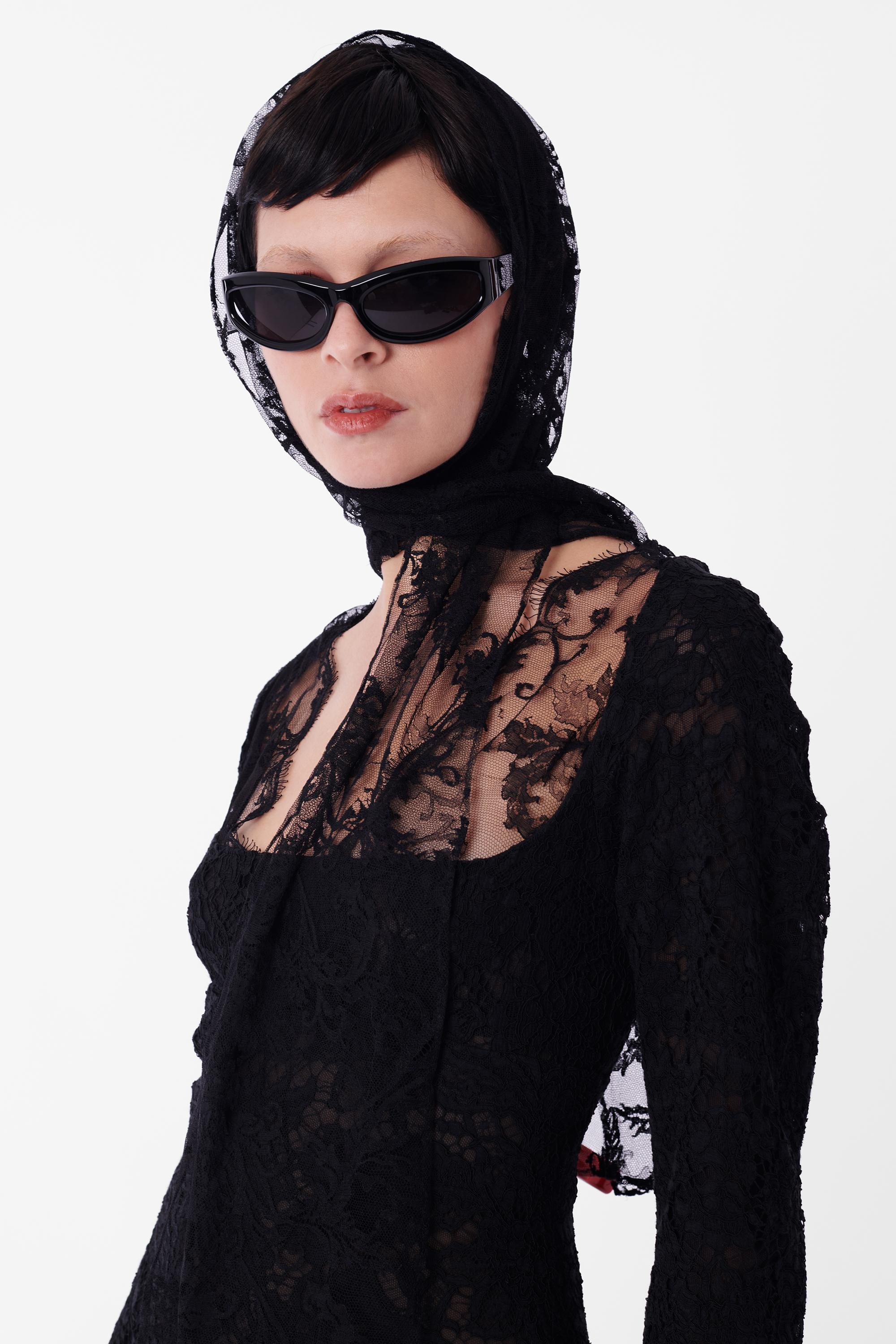 Vintage F/W 2002 Rare Runway Black Lace Dress Excellent état - En vente à London, GB
