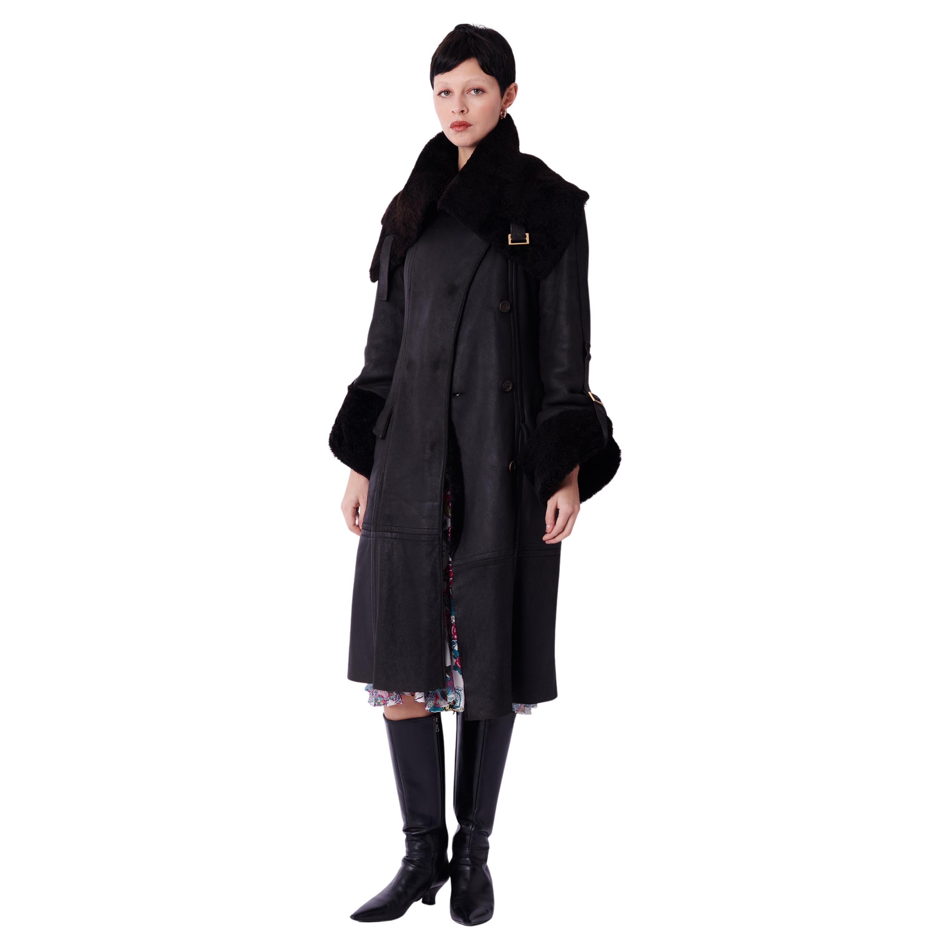 Manteau de défilé Vintage F/W 2003 en shearling noir en vente