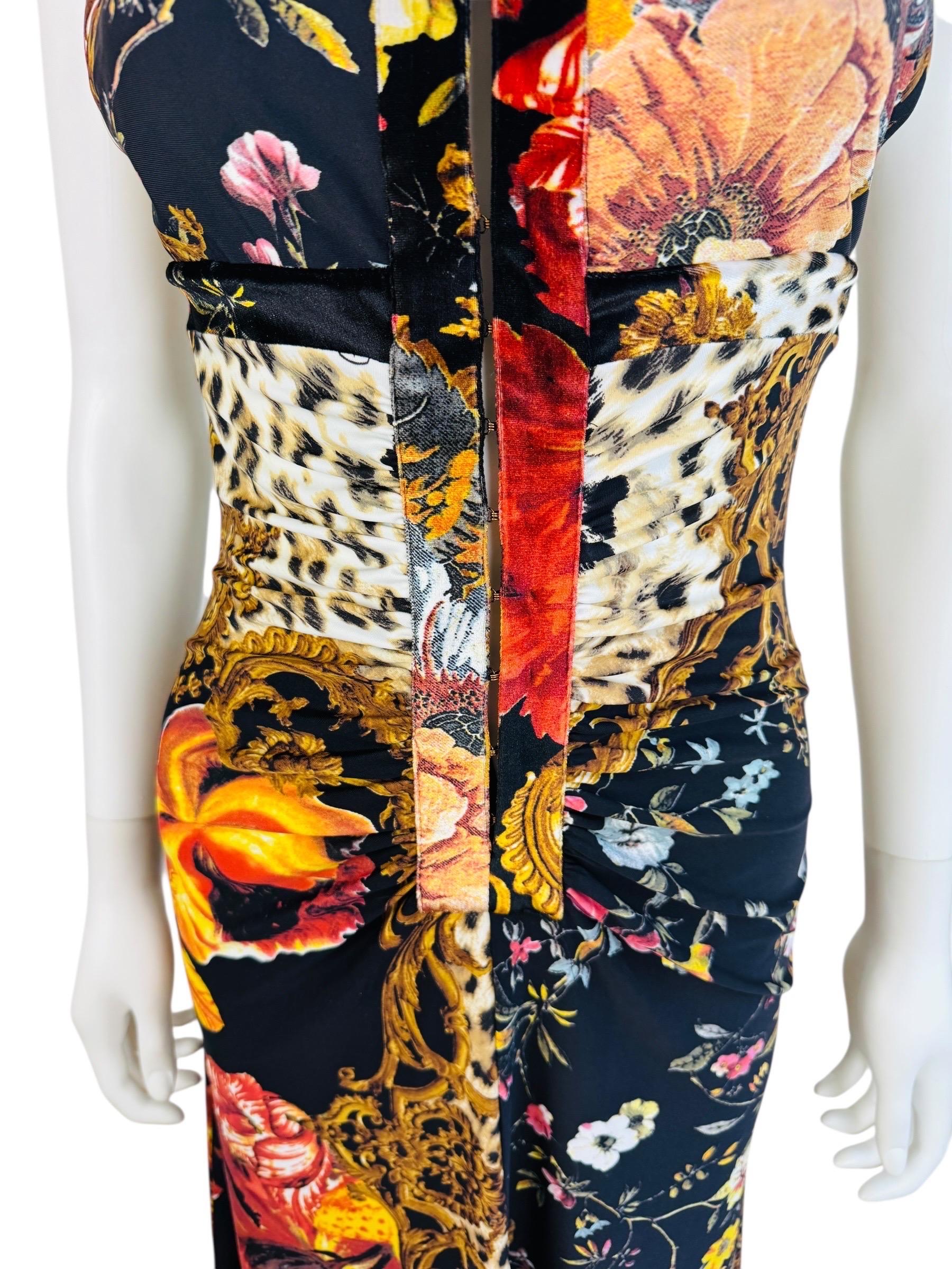 Vintage F/W 2005 Roberto Cavalli Black Halter Keyhole Cut Out Midi Dress Floral For Sale 2