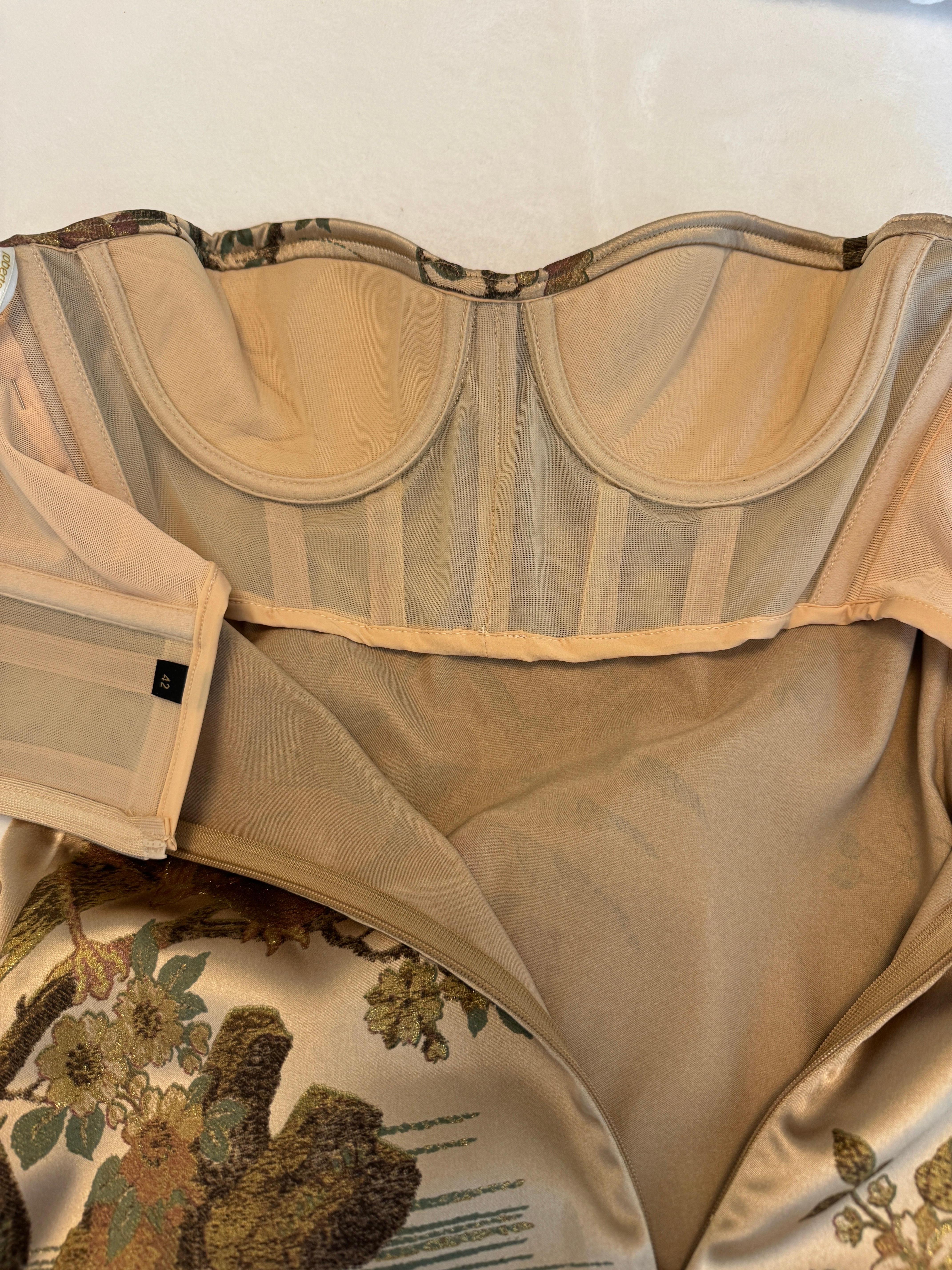 Vintage F&F 2006 Roberto Cavalli Vestito floreale di fagiano senza spalline in seta Tan in vendita 6