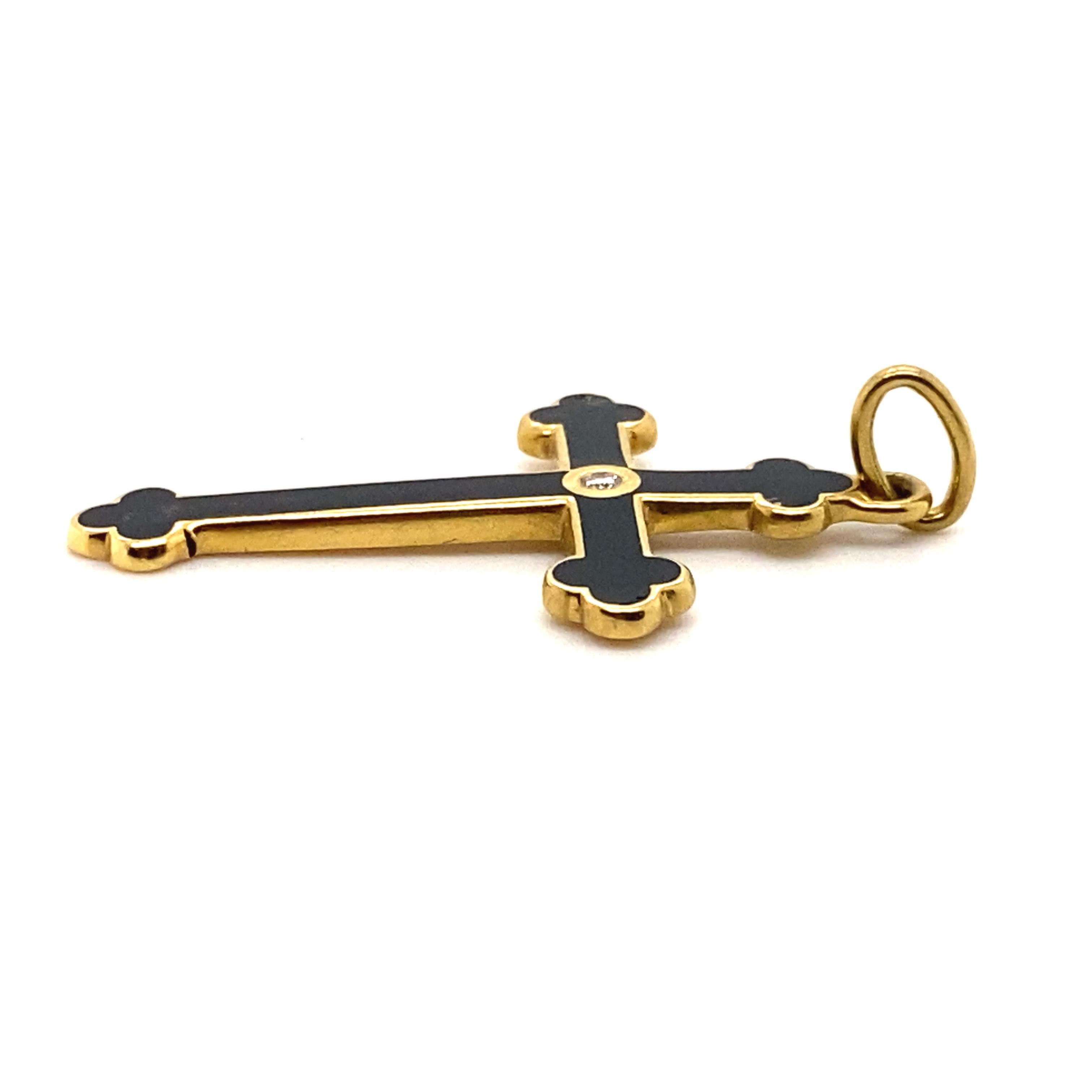 Faberg-Kreuz-Anhänger aus 18 Karat Gelbgold mit Diamant und Onyx 3